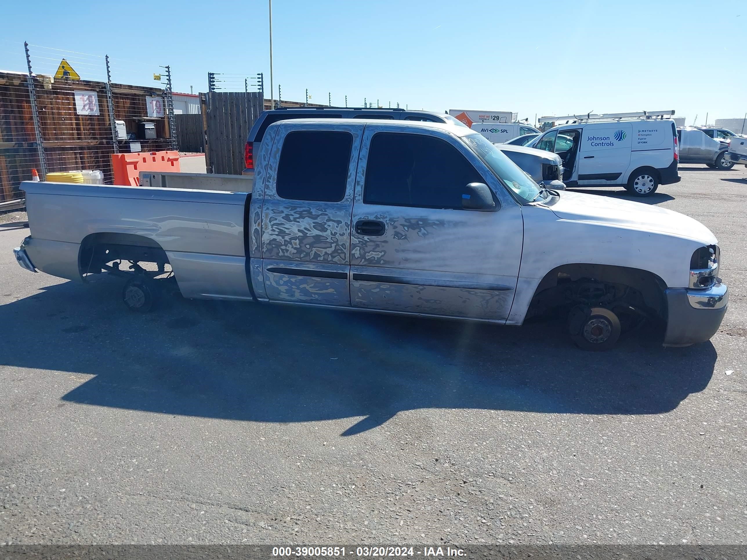 Photo 12 VIN: 1GTEC19V87Z149277 - GMC SIERRA 