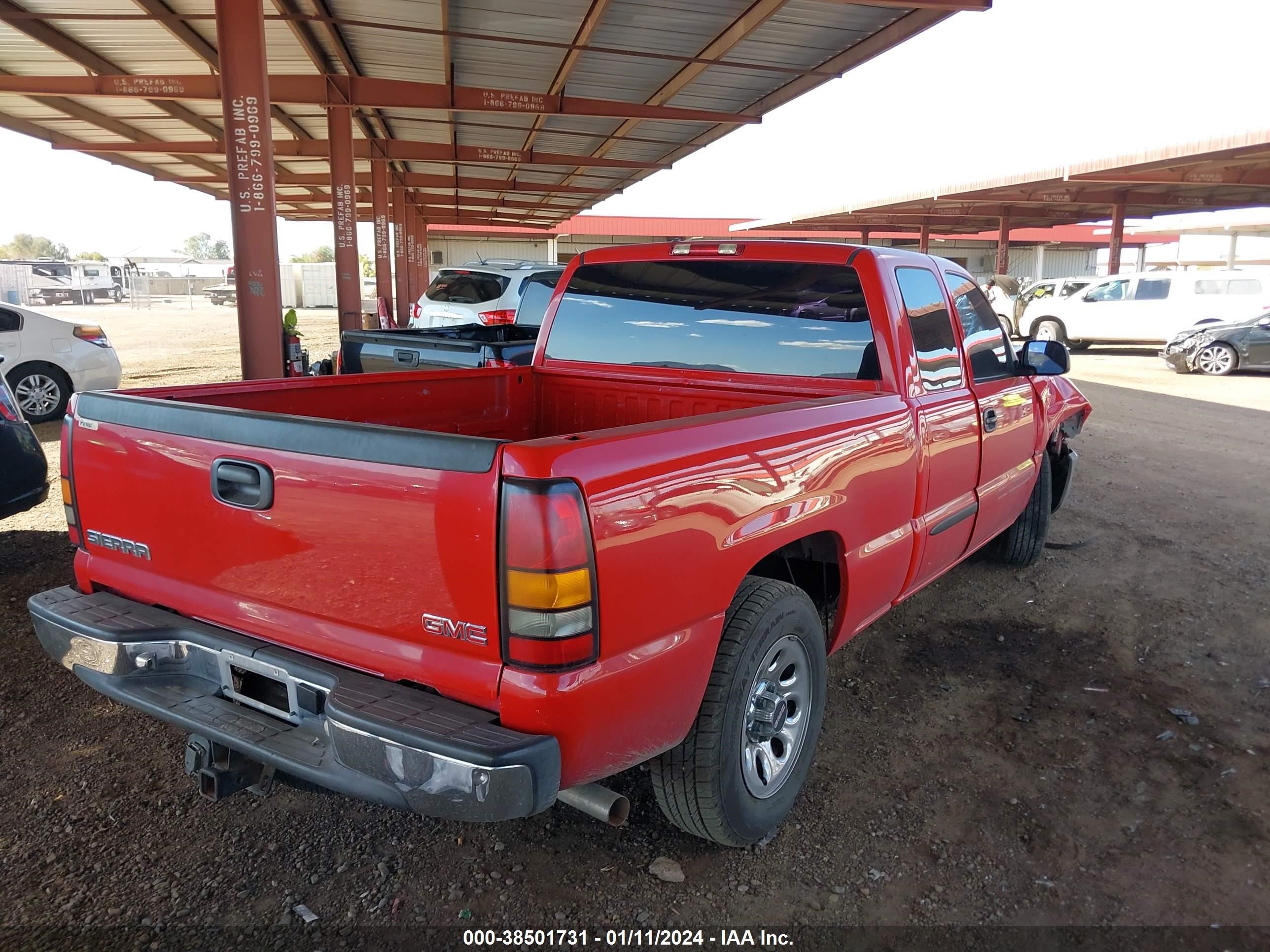 Photo 3 VIN: 1GTEC19VX7Z190588 - GMC SIERRA 