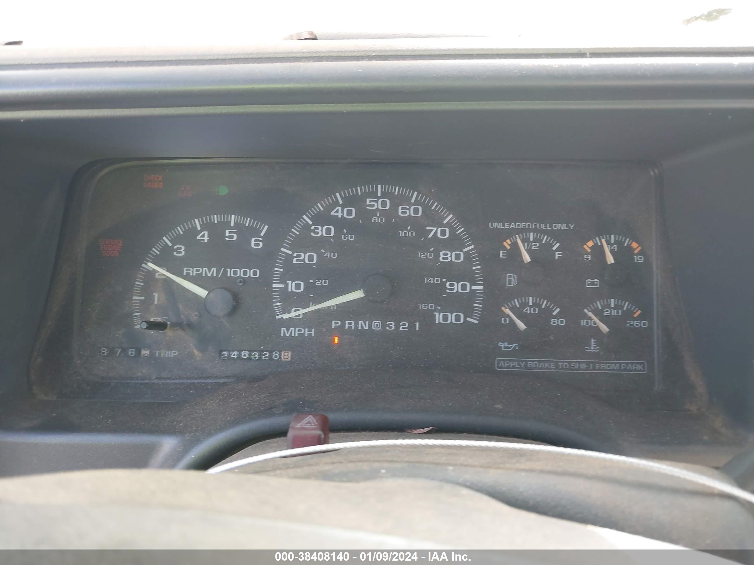 Photo 6 VIN: 1GTEC19W8VE562796 - GMC SIERRA 