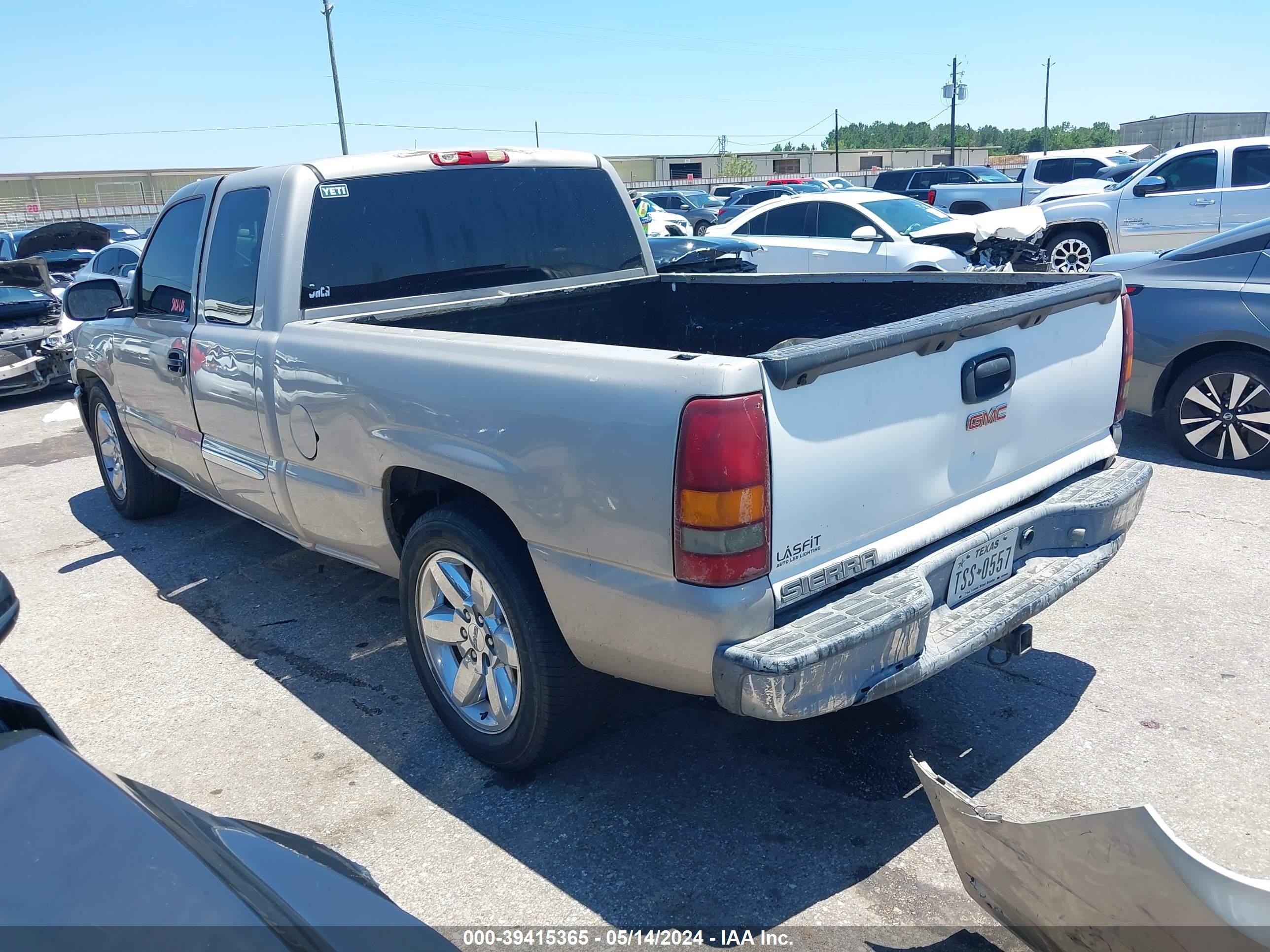 Photo 2 VIN: 1GTEC19X34Z212041 - GMC NULL 