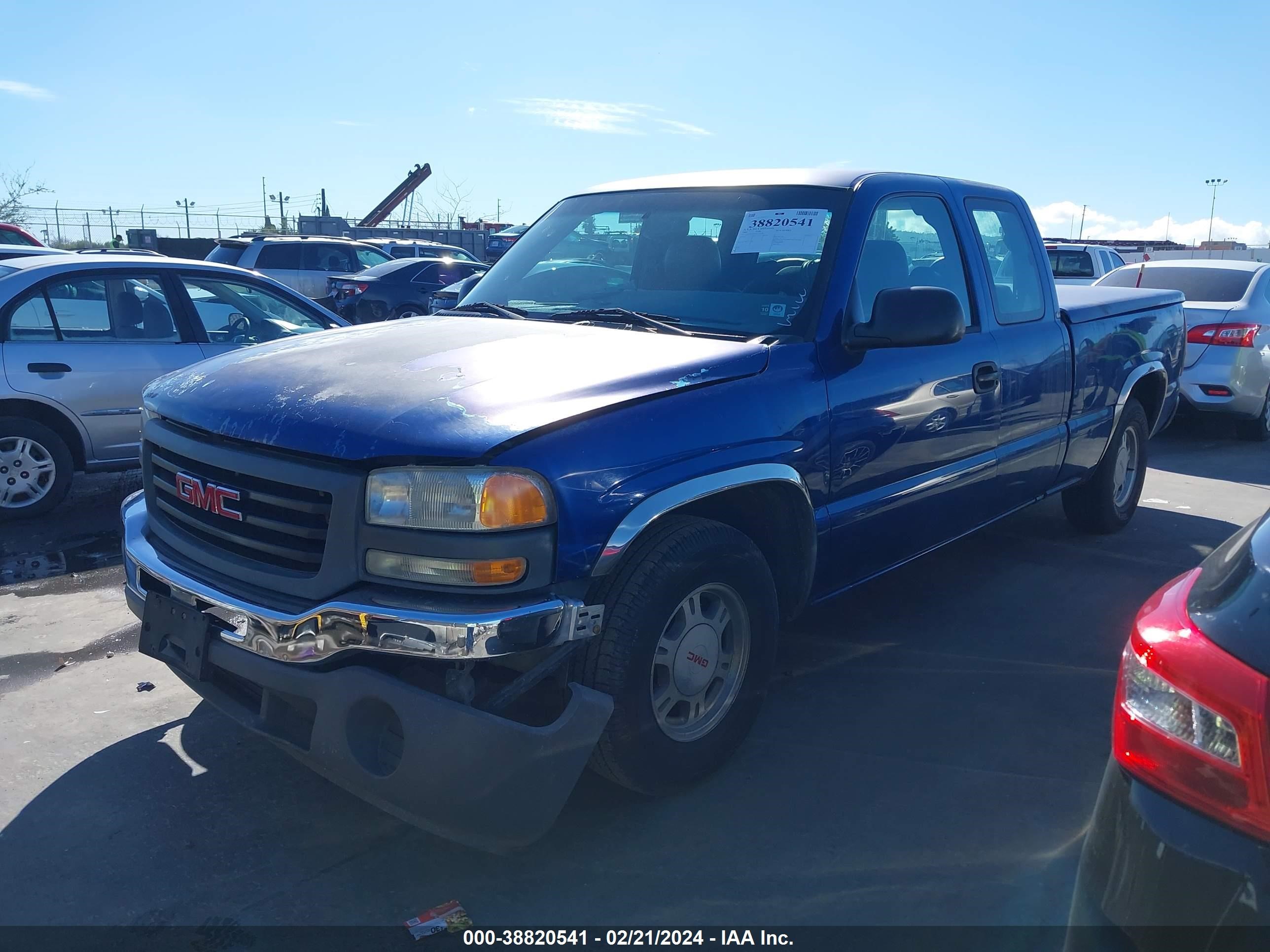 Photo 1 VIN: 1GTEC19X34Z324354 - GMC SIERRA 