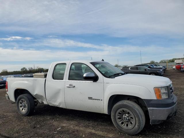 Photo 3 VIN: 1GTEC19X38Z197482 - GMC SIERRA 