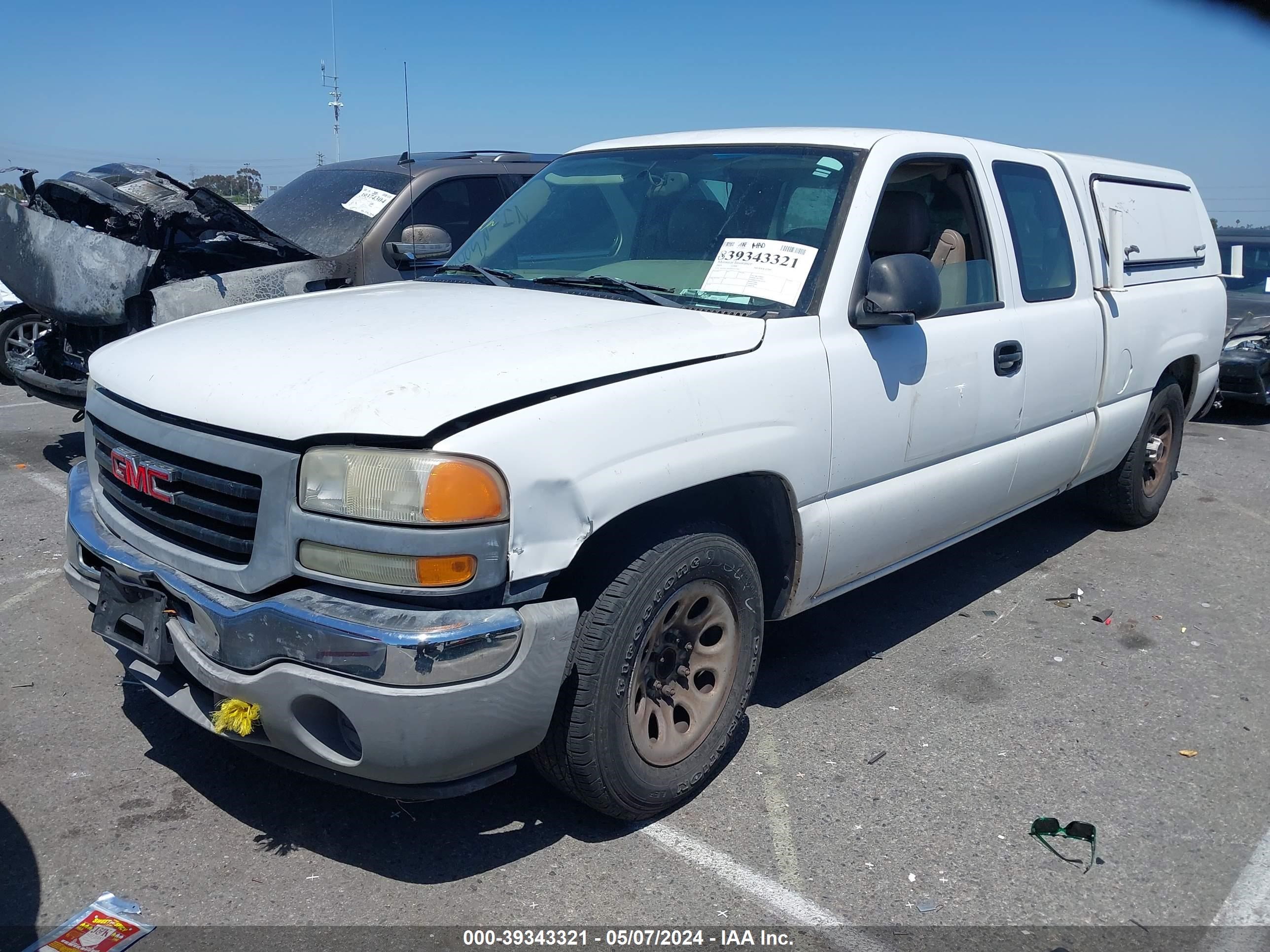 Photo 1 VIN: 1GTEC19X65Z237792 - GMC SIERRA 