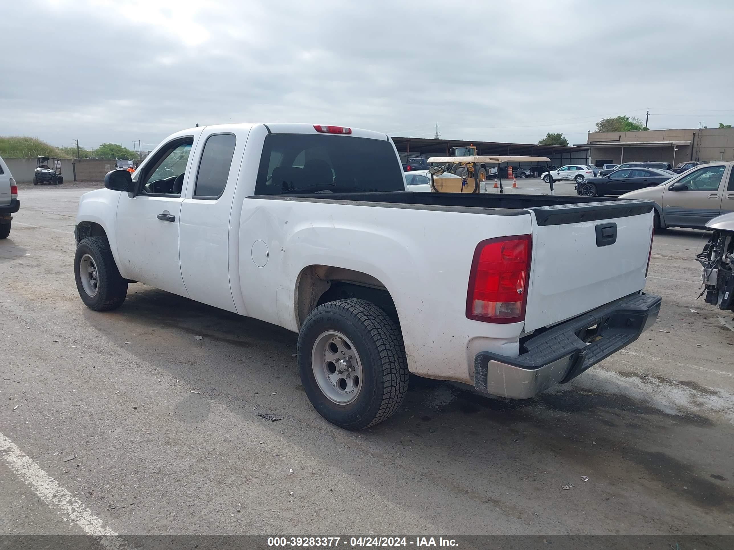 Photo 2 VIN: 1GTEC19X67Z653537 - GMC SIERRA 