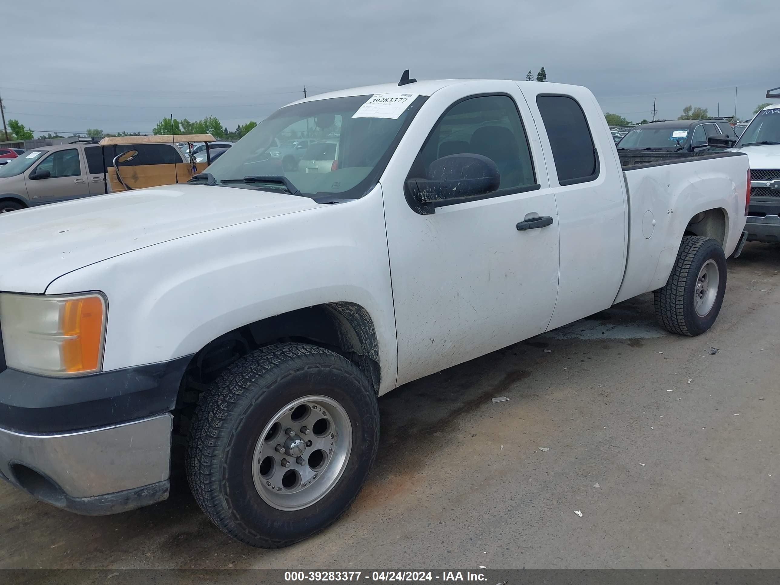 Photo 5 VIN: 1GTEC19X67Z653537 - GMC SIERRA 