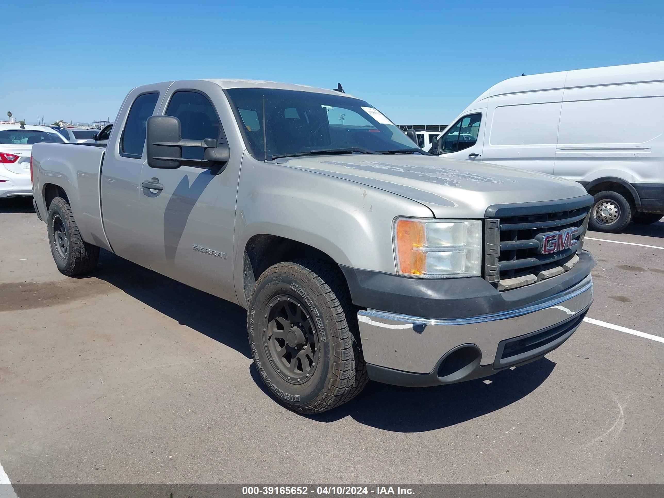 Photo 0 VIN: 1GTEC19X89Z132208 - GMC SIERRA 