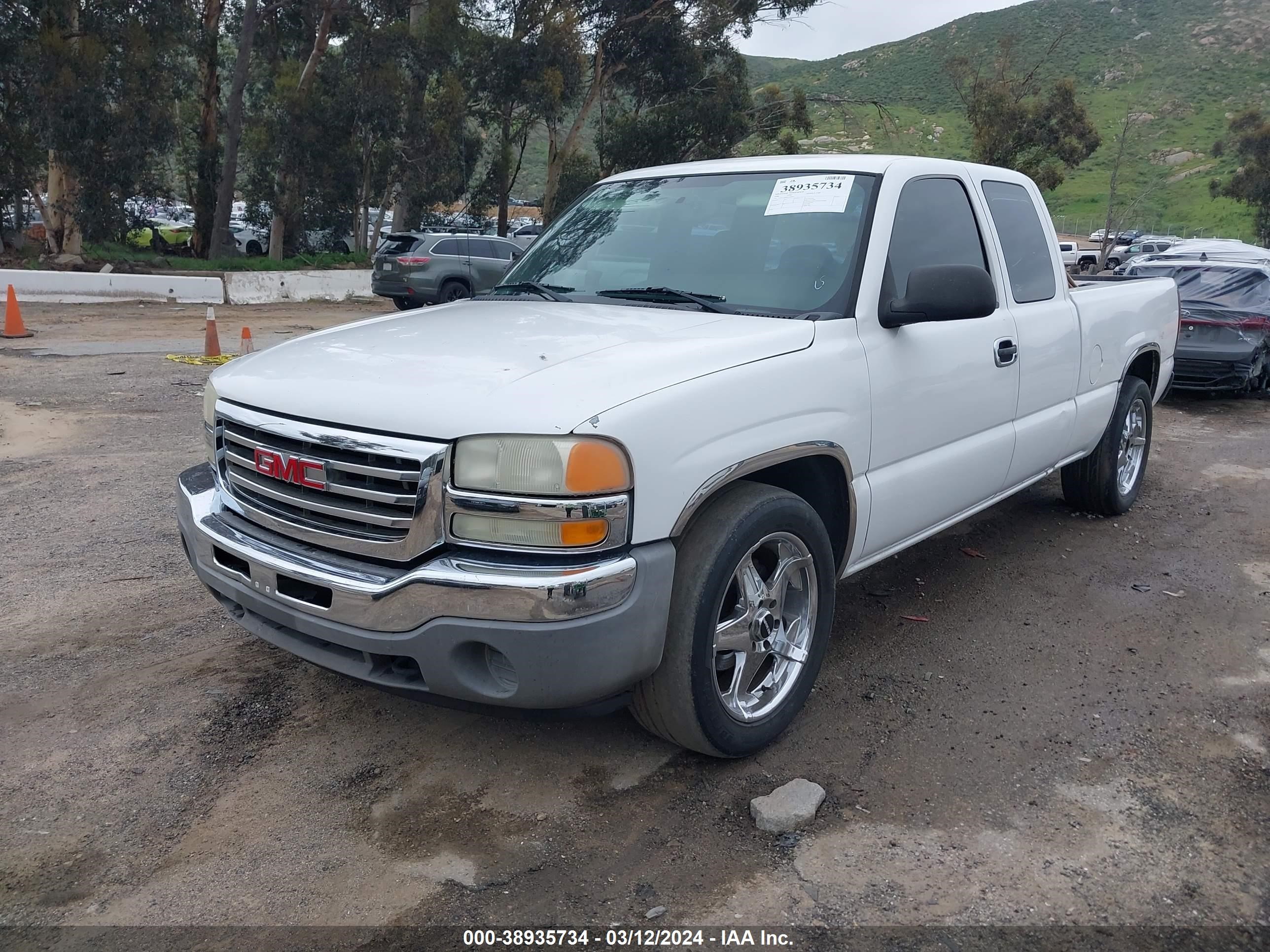 Photo 1 VIN: 1GTEC19X96Z249582 - GMC SIERRA 