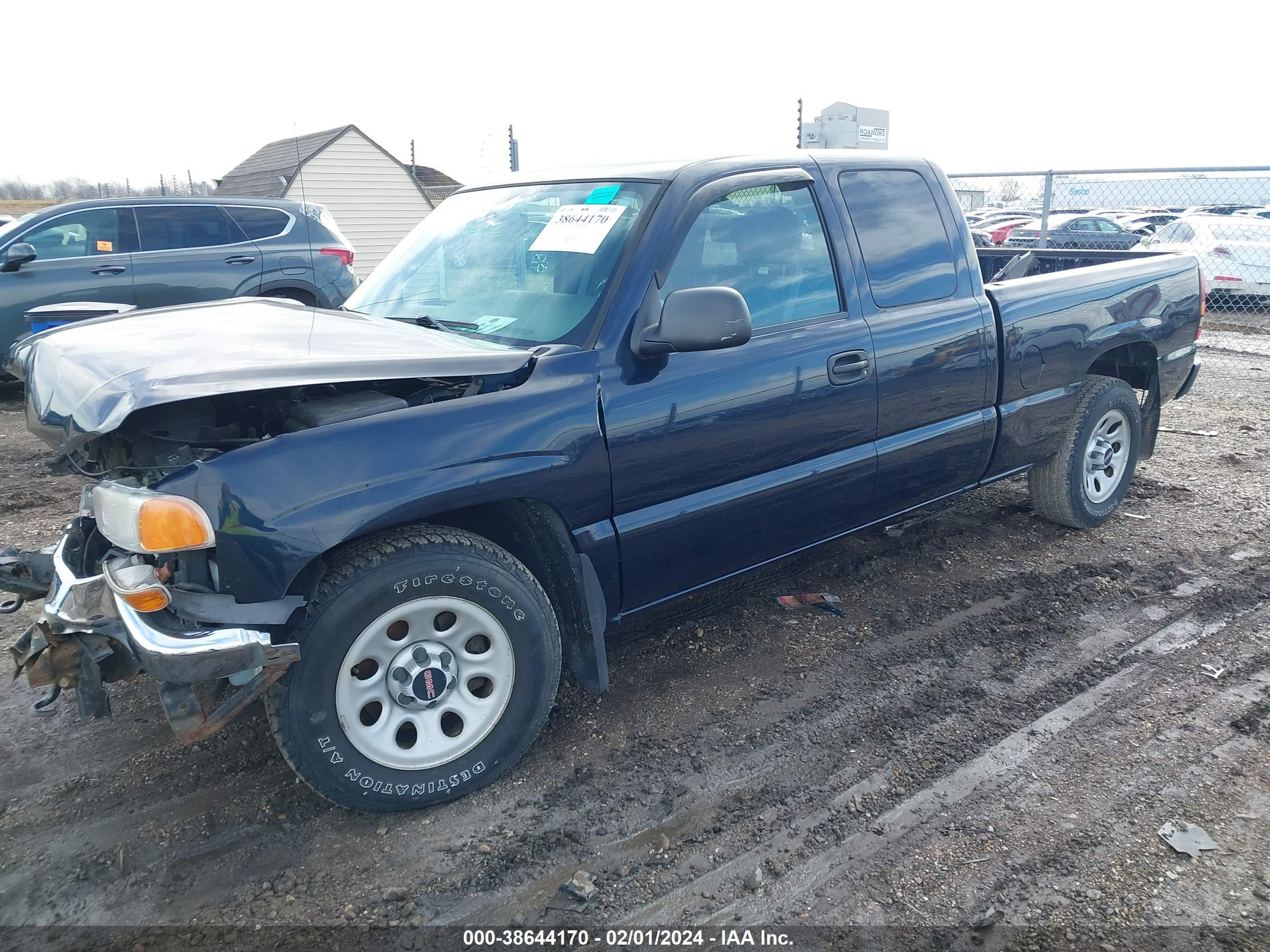 Photo 1 VIN: 1GTEC19XX7Z169371 - GMC SIERRA 