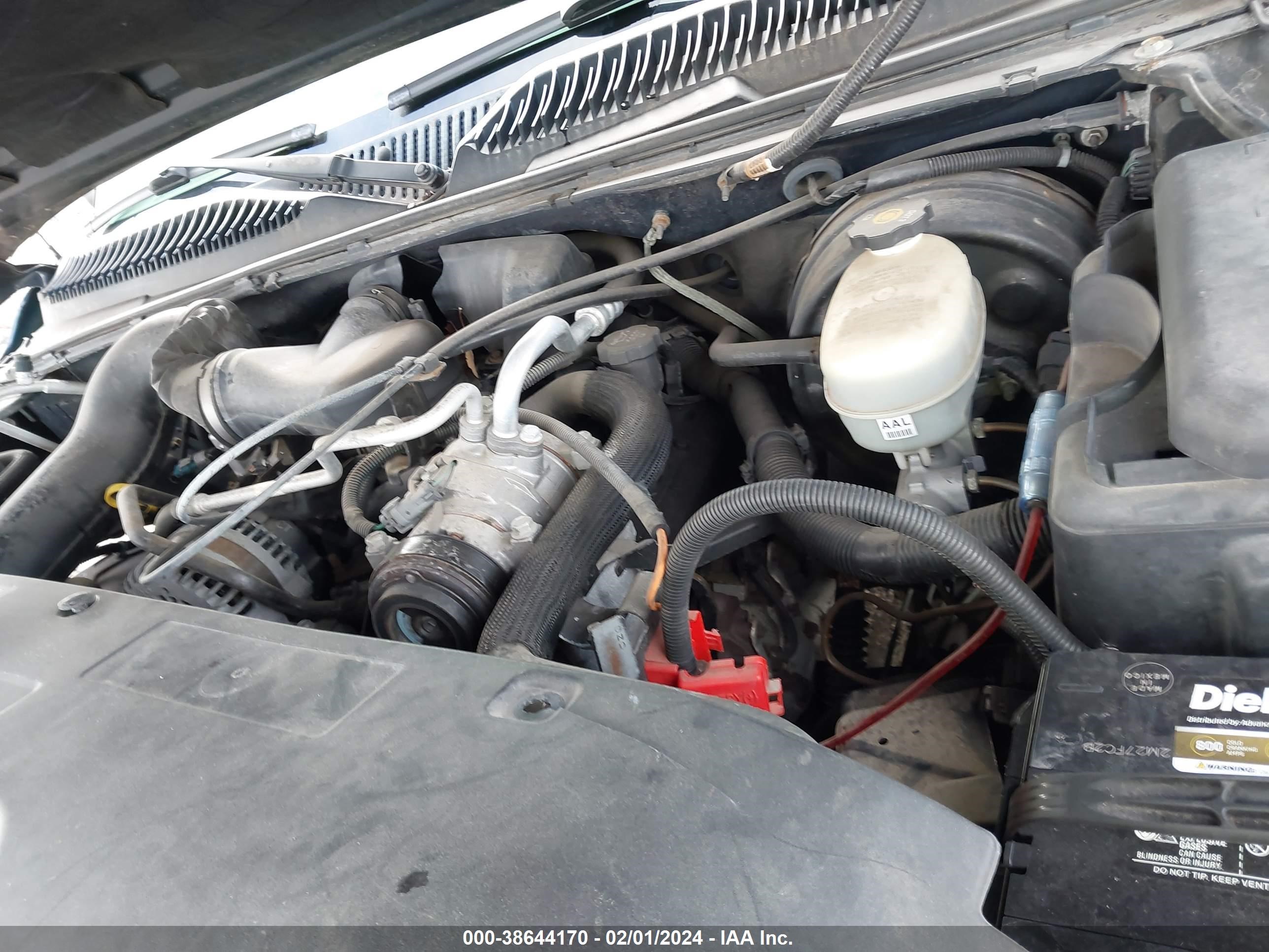 Photo 9 VIN: 1GTEC19XX7Z169371 - GMC SIERRA 