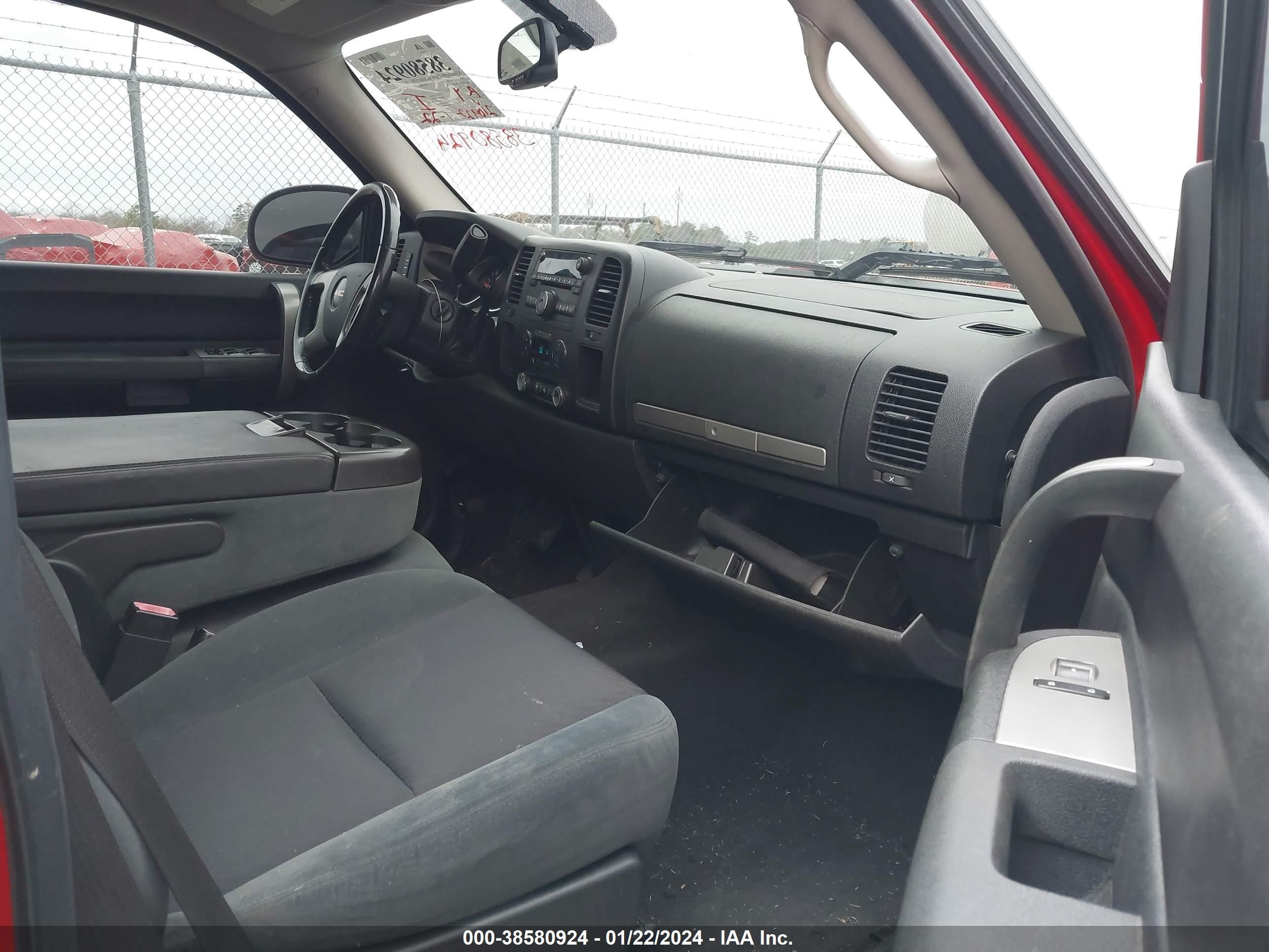 Photo 4 VIN: 1GTEC29029Z228196 - GMC SIERRA 