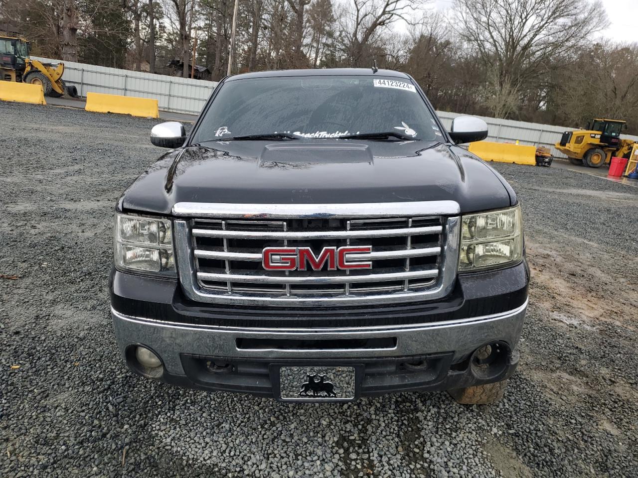 Photo 4 VIN: 1GTEC290X9Z124040 - GMC SIERRA 