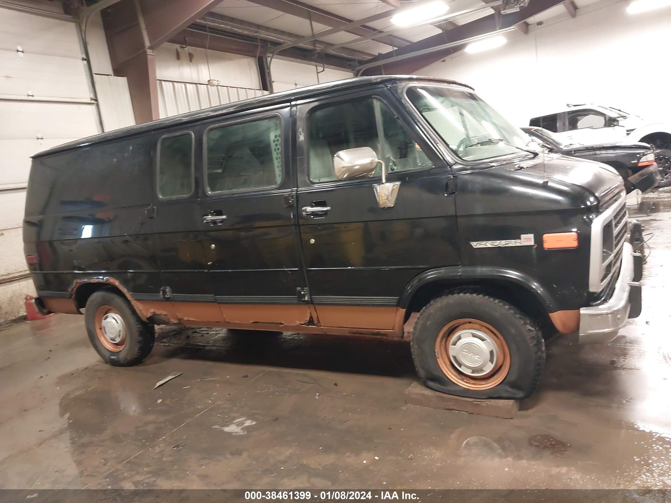 Photo 12 VIN: 1GTEG25K0SF542156 - GMC VANDURA 