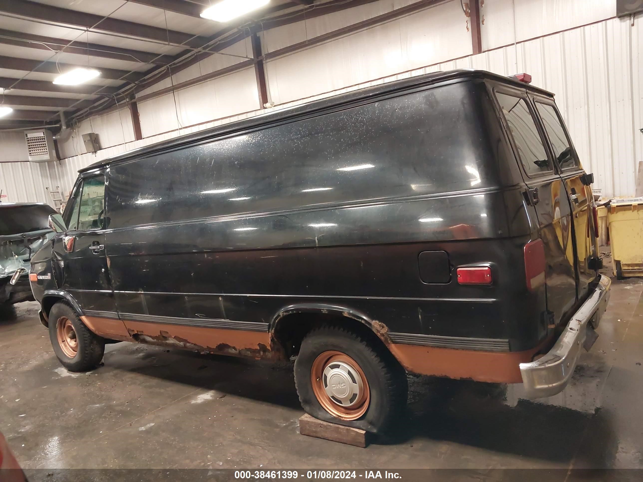 Photo 13 VIN: 1GTEG25K0SF542156 - GMC VANDURA 