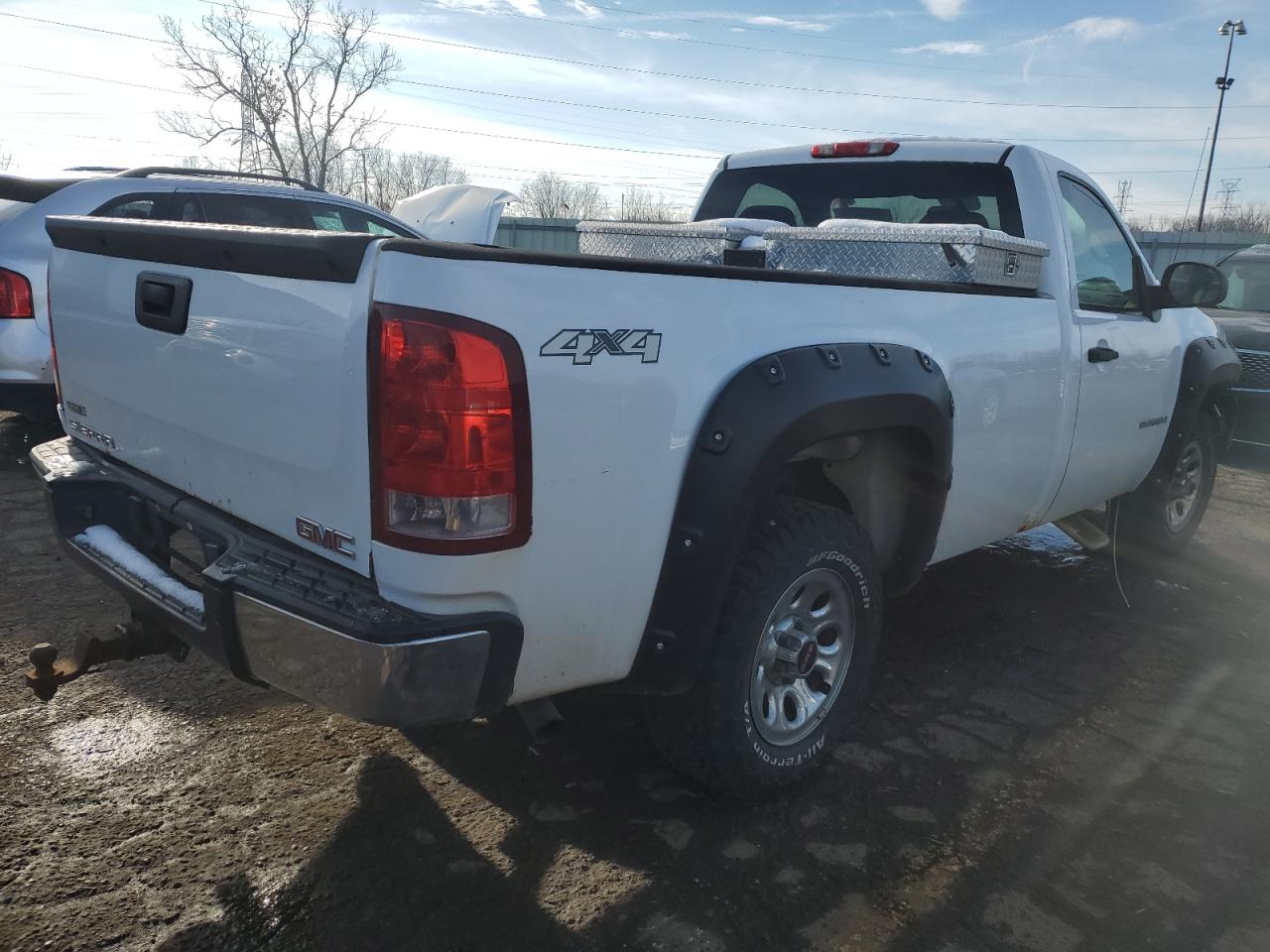 Photo 2 VIN: 1GTEK14077E542659 - GMC SIERRA 