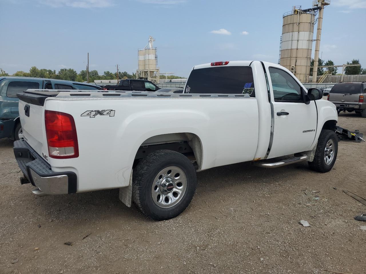 Photo 2 VIN: 1GTEK14J79Z202075 - GMC SIERRA 