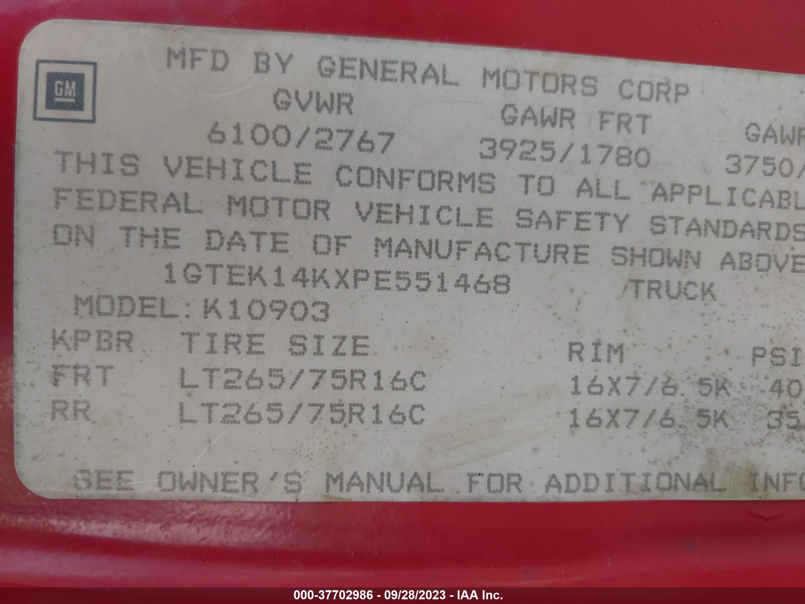 Photo 8 VIN: 1GTEK14KXPE551468 - GMC SIERRA 