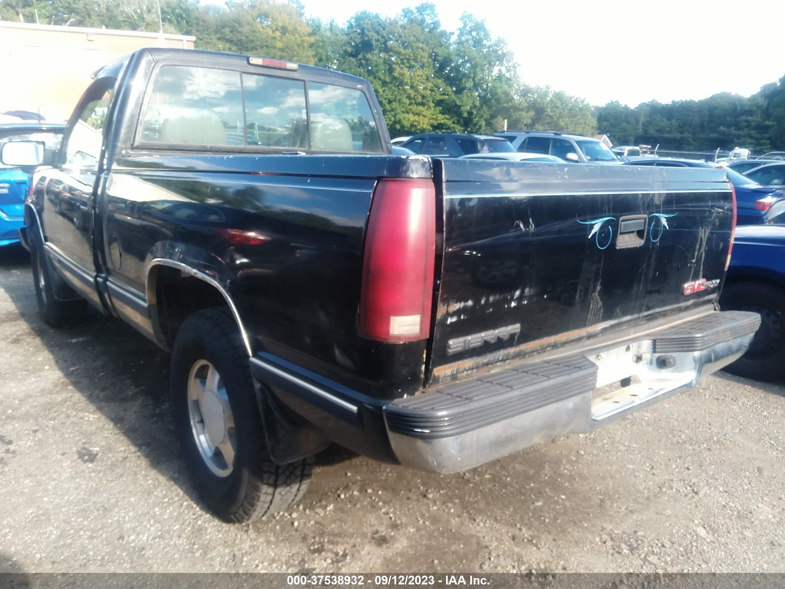 Photo 2 VIN: 1GTEK14R2VZ544985 - GMC SIERRA 