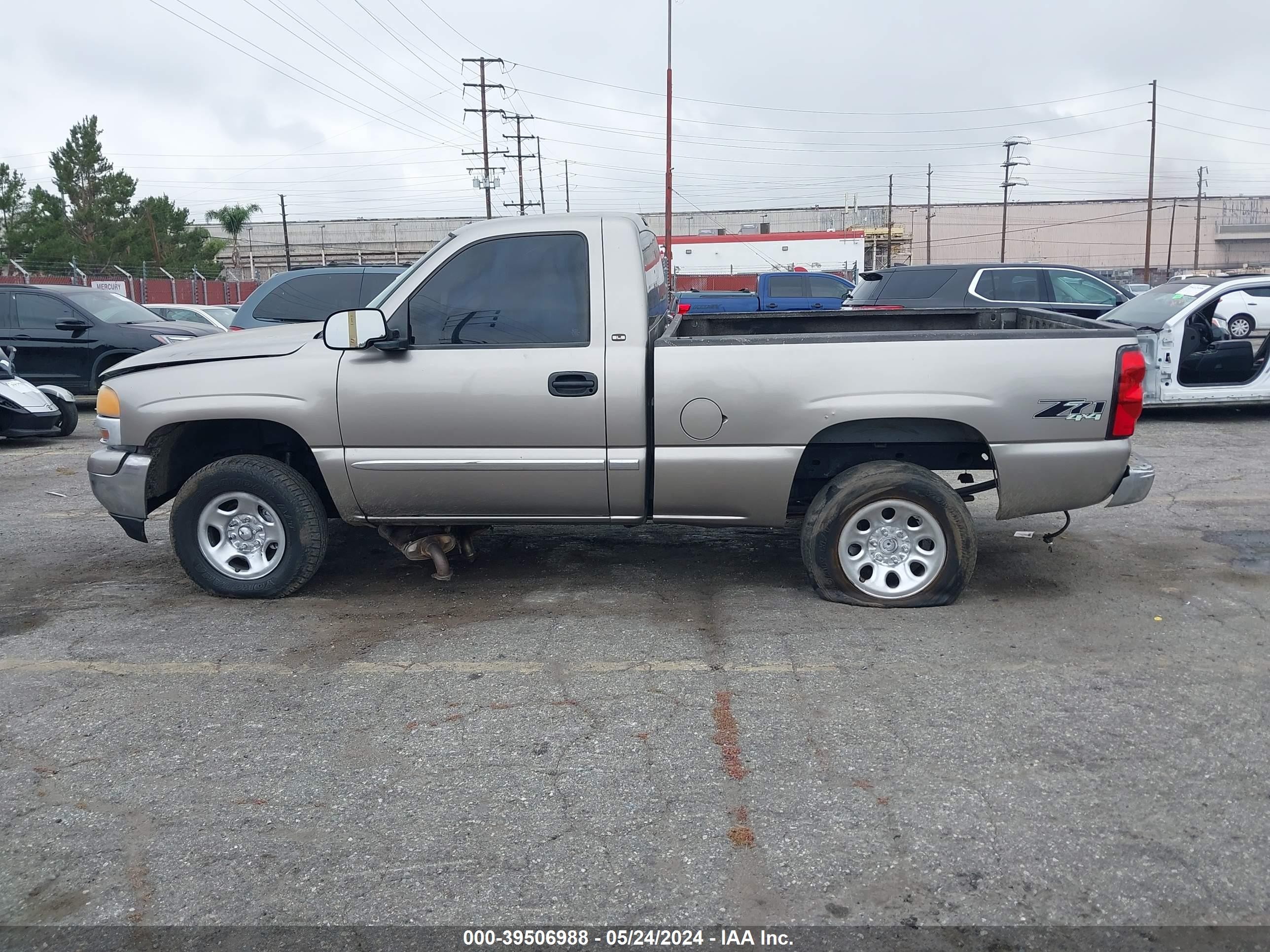 Photo 12 VIN: 1GTEK14T11Z132420 - GMC NULL 