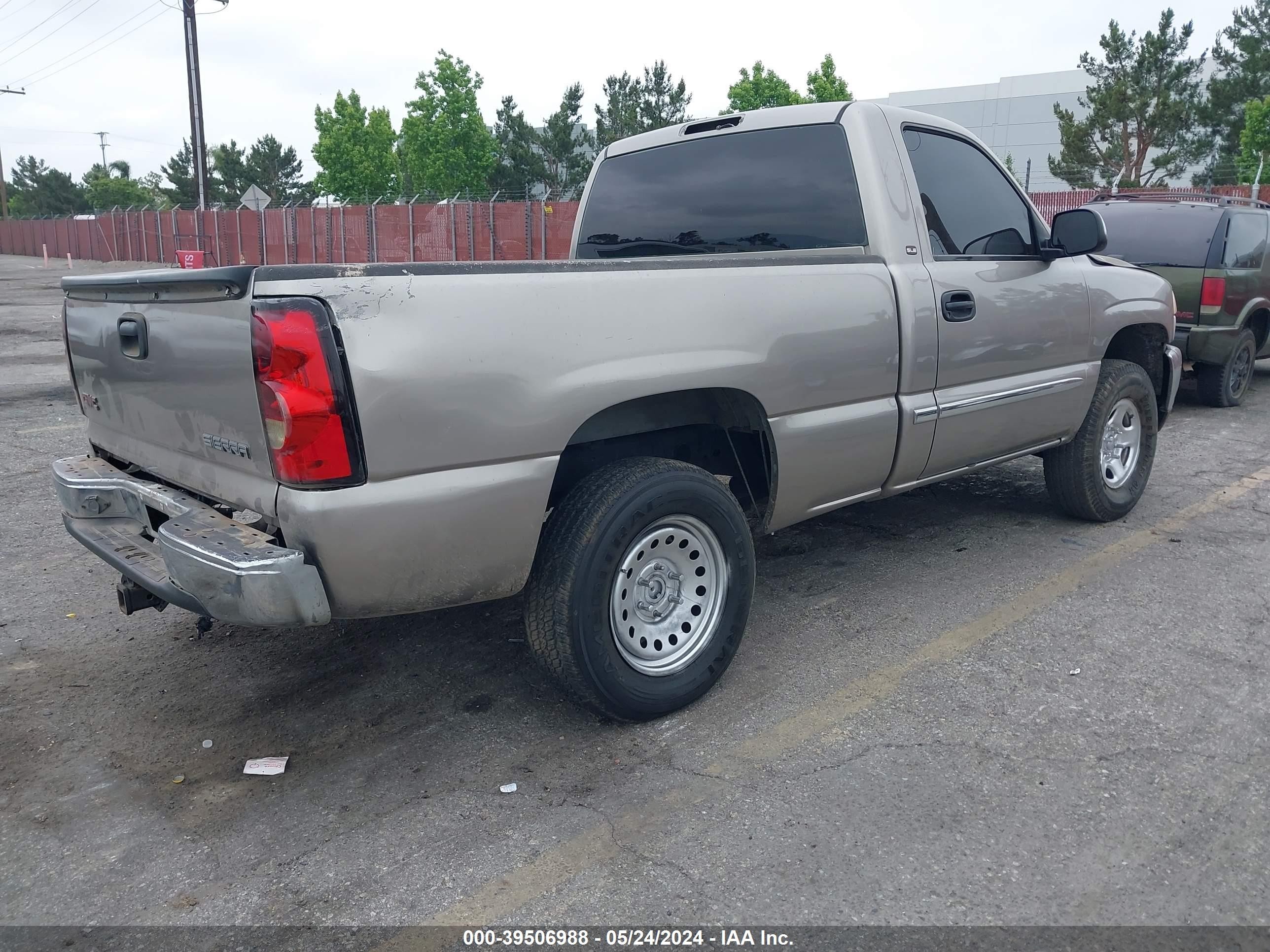 Photo 3 VIN: 1GTEK14T11Z132420 - GMC NULL 