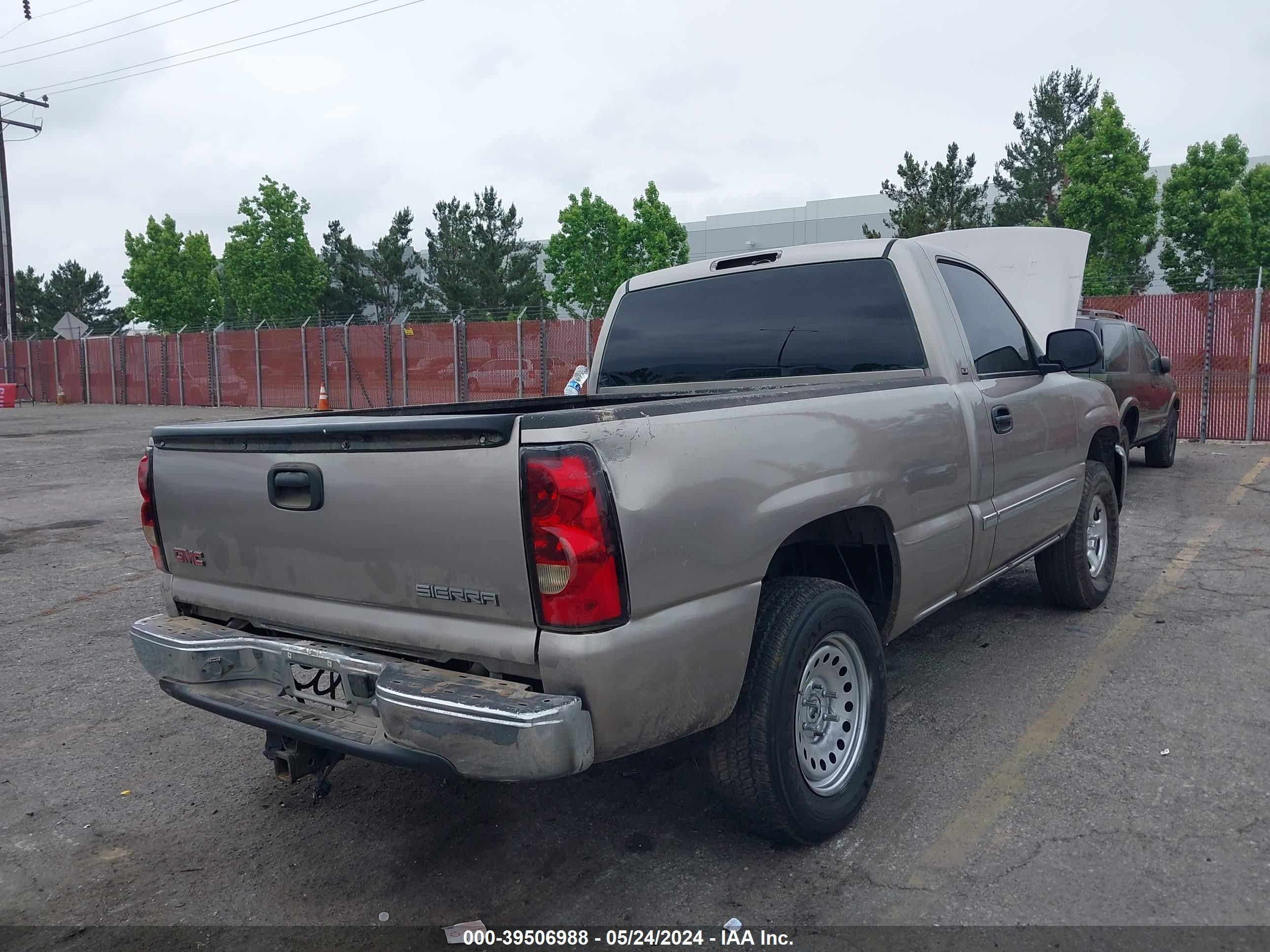 Photo 5 VIN: 1GTEK14T11Z132420 - GMC NULL 