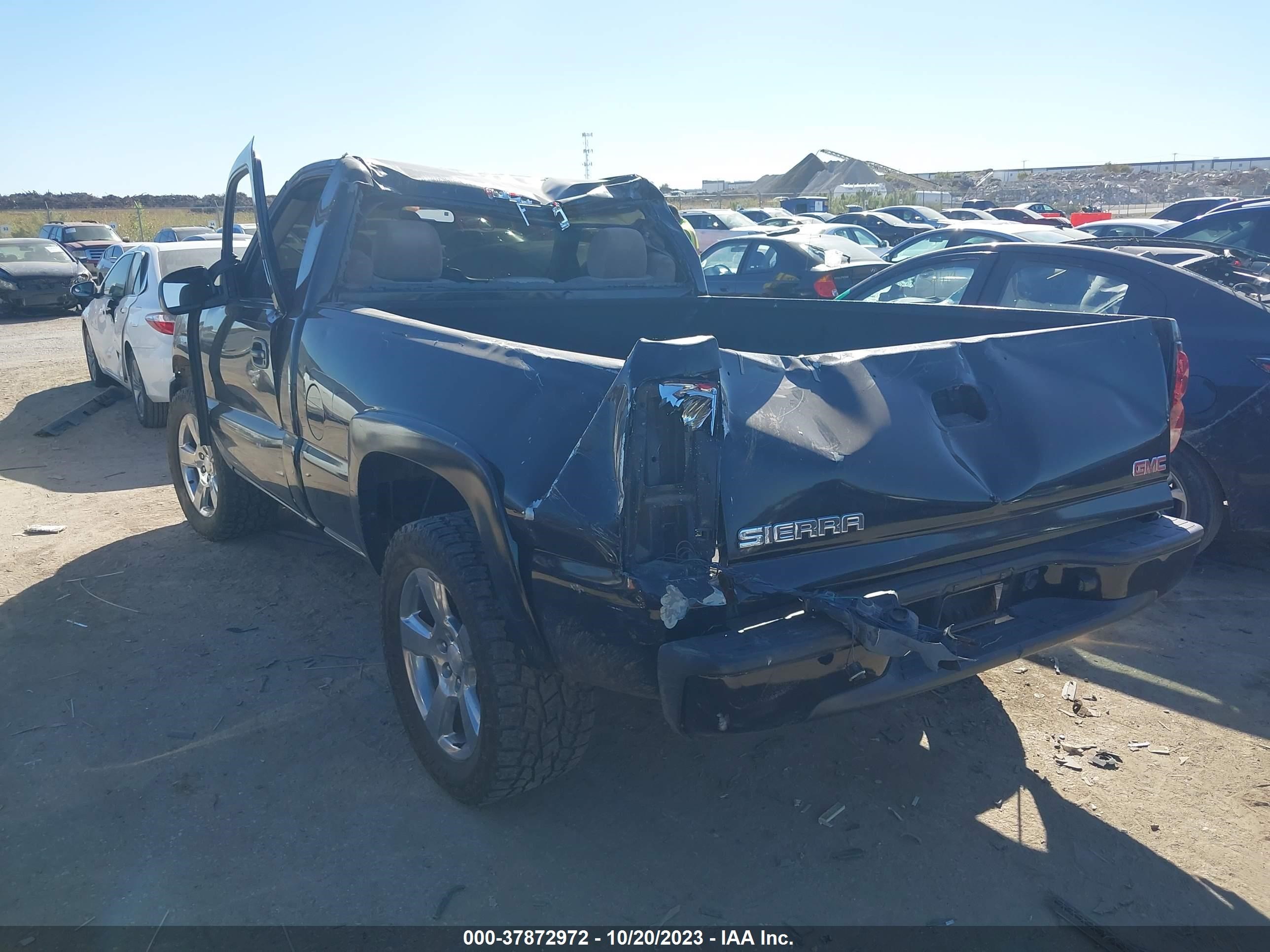 Photo 2 VIN: 1GTEK14T84Z129230 - GMC SIERRA 