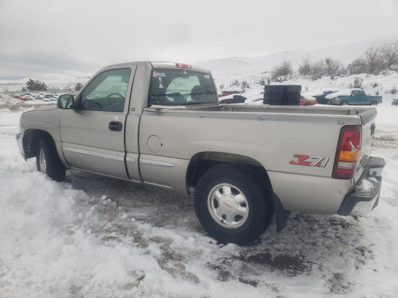 Photo 1 VIN: 1GTEK14T9YZ187515 - GMC SIERRA 