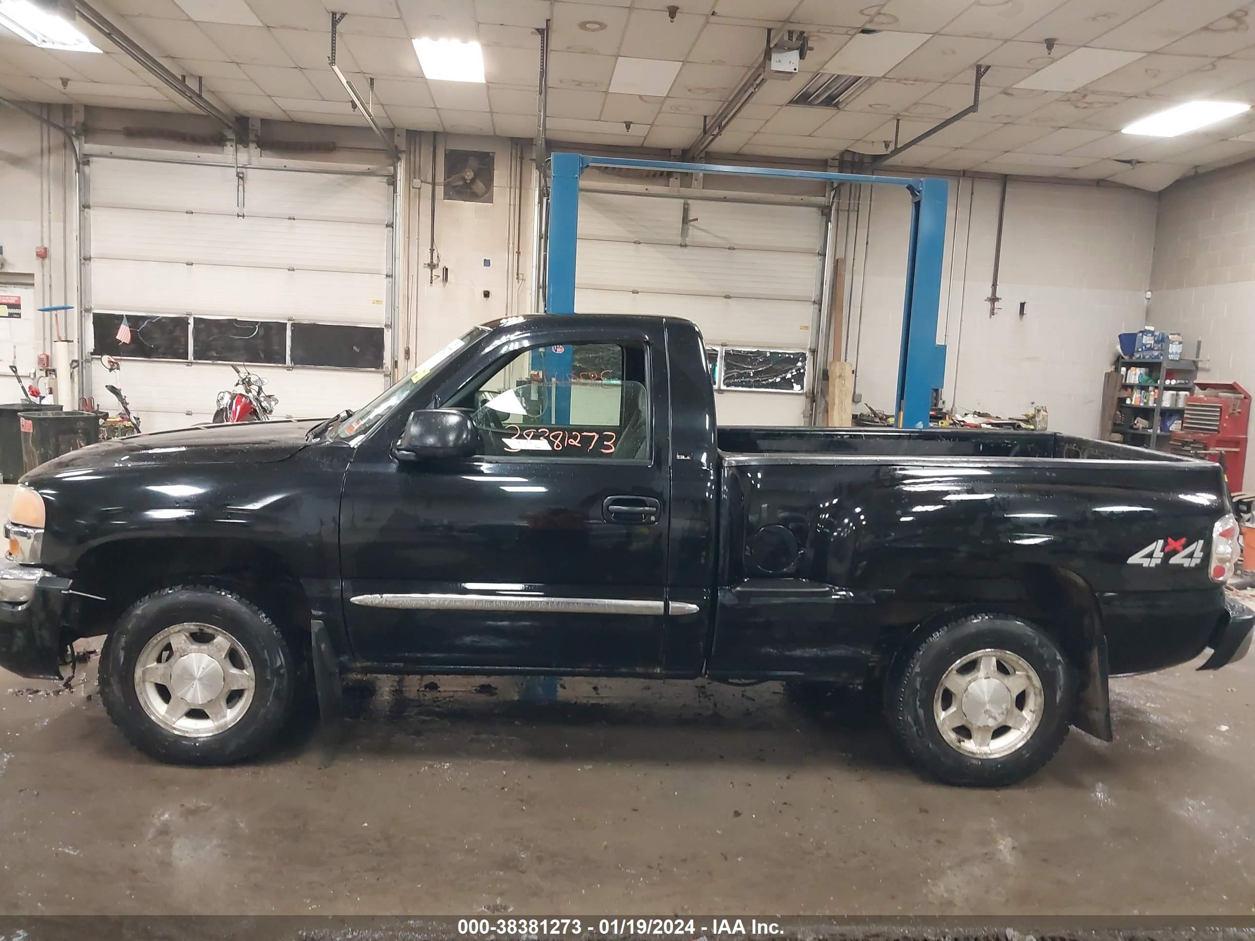 Photo 13 VIN: 1GTEK14V34Z160175 - GMC SIERRA 