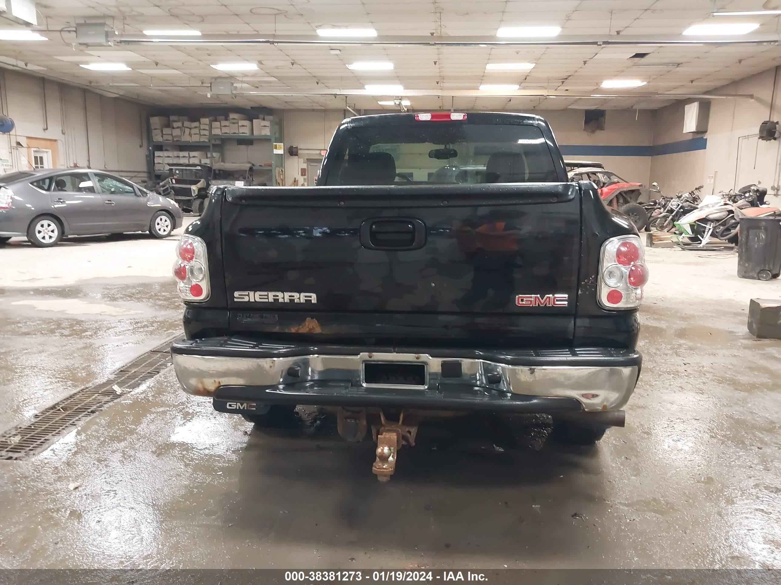 Photo 7 VIN: 1GTEK14V34Z160175 - GMC SIERRA 