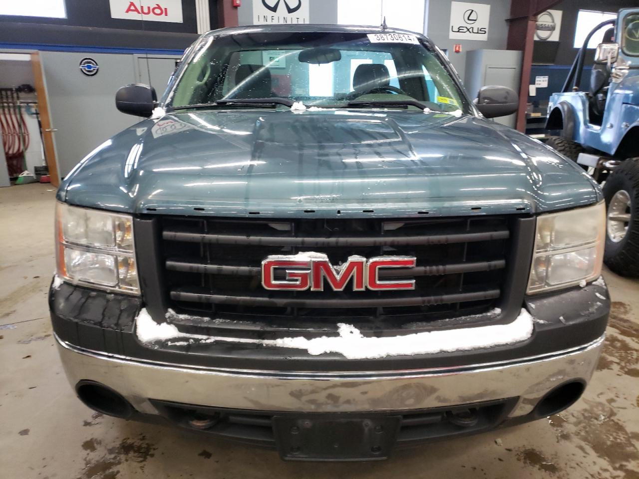 Photo 4 VIN: 1GTEK14XX8Z314713 - GMC SIERRA 