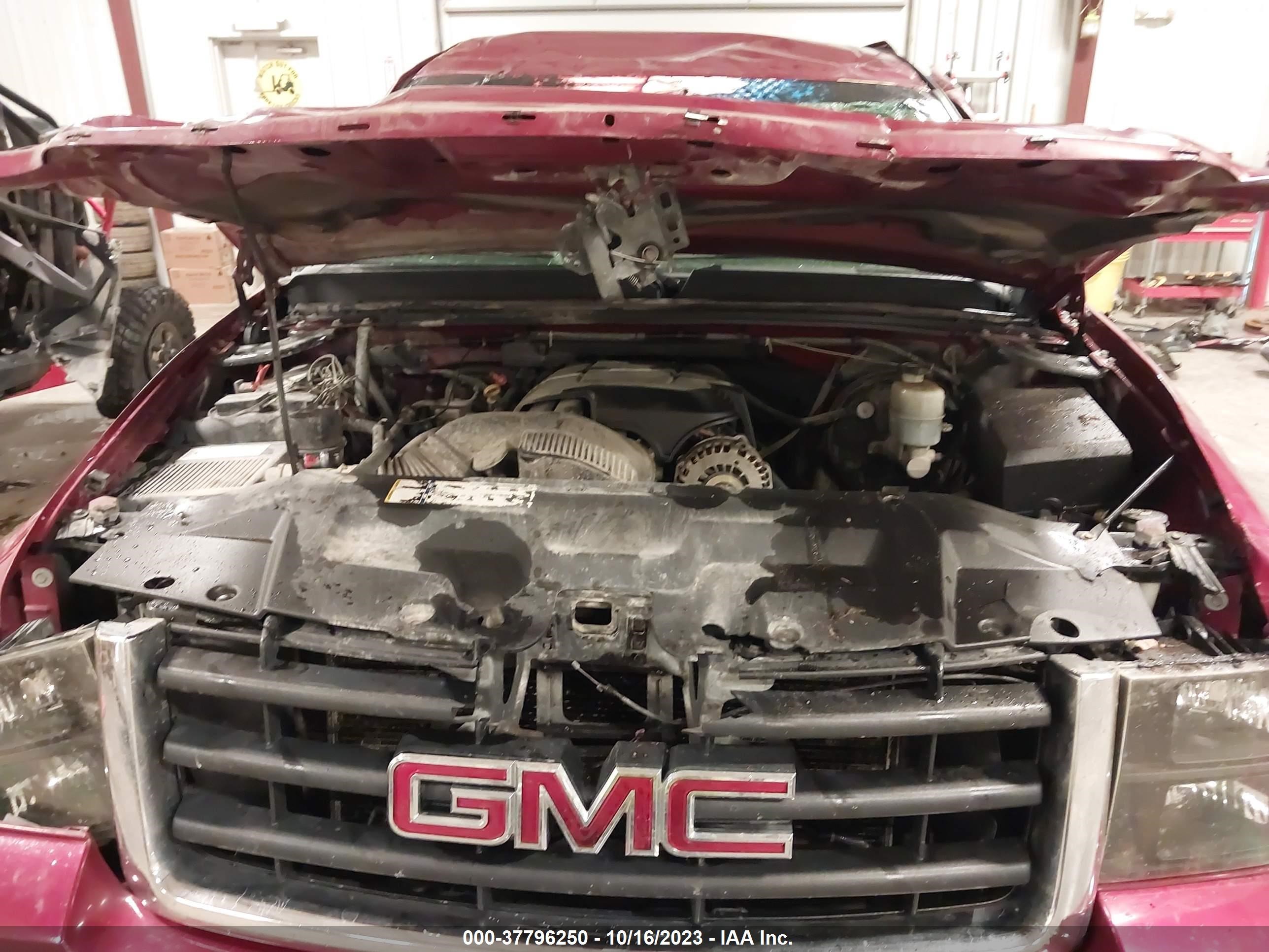 Photo 9 VIN: 1GTEK19037Z555278 - GMC SIERRA 