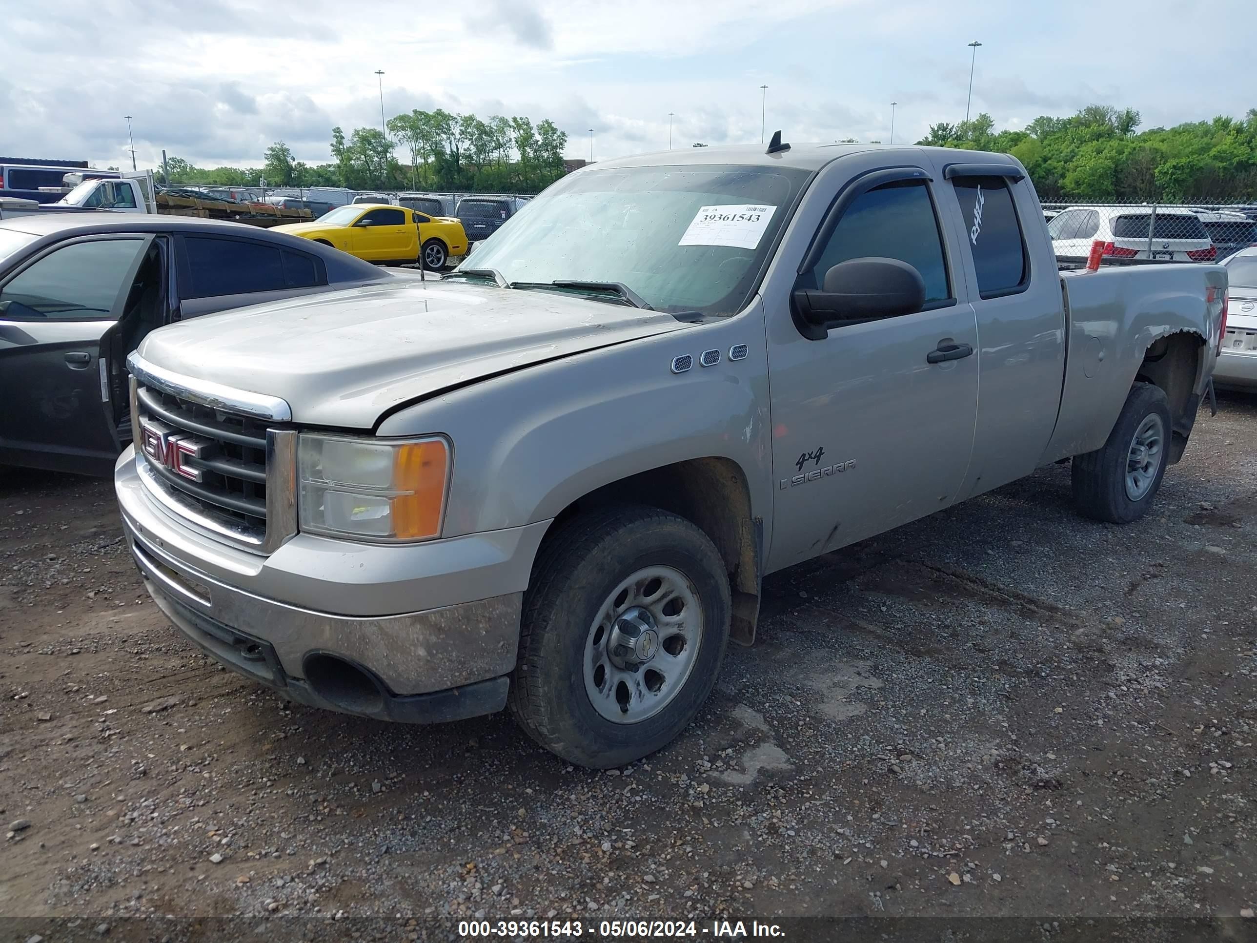 Photo 1 VIN: 1GTEK19058Z313724 - GMC SIERRA 