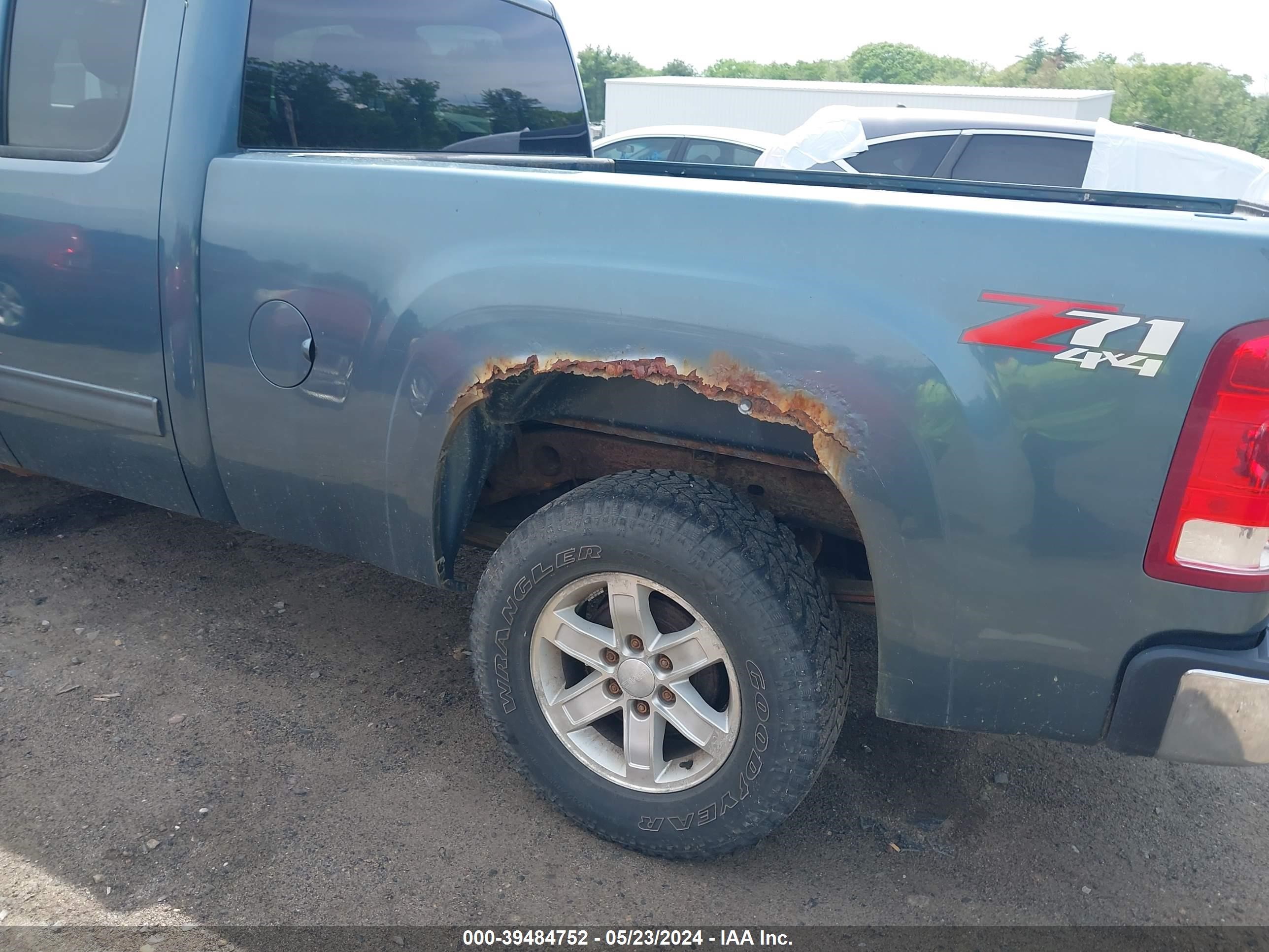 Photo 5 VIN: 1GTEK19078Z162952 - GMC SIERRA 