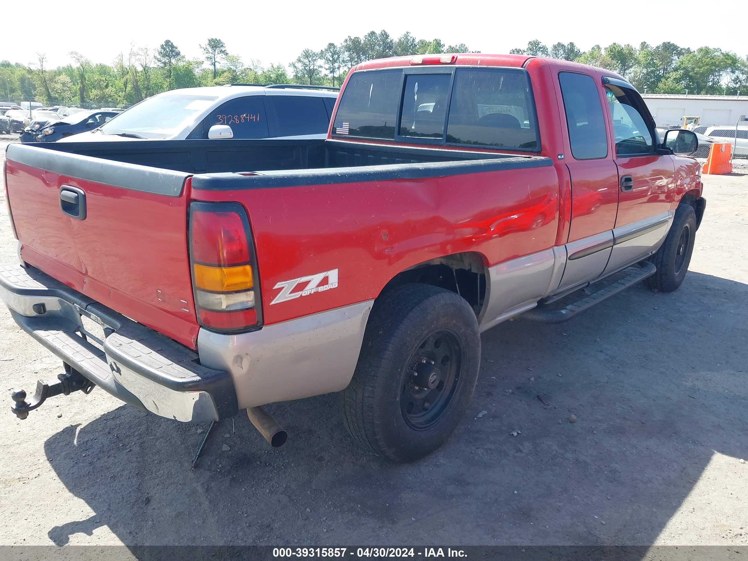 Photo 3 VIN: 1GTEK19B05Z320447 - GMC SIERRA 