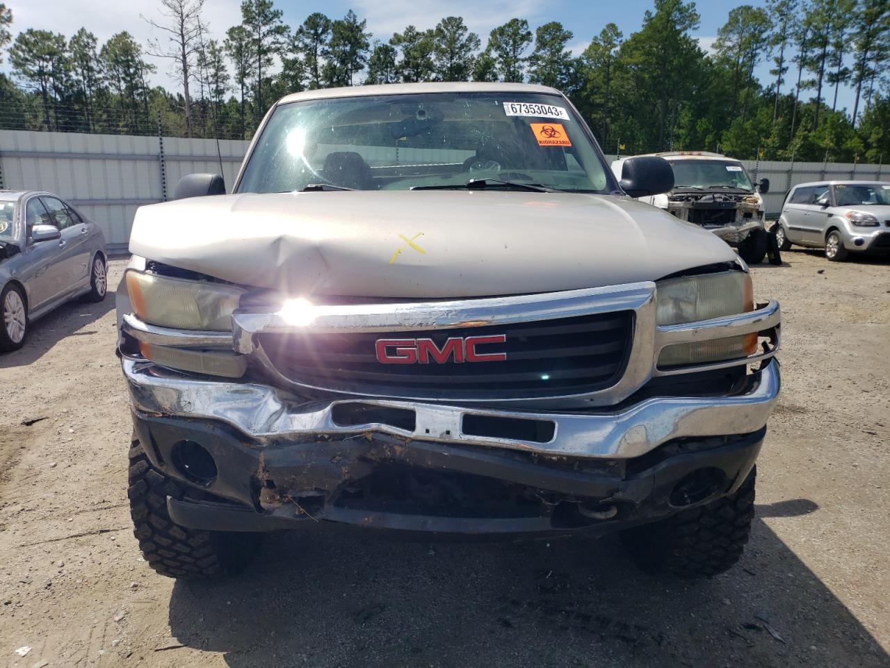 Photo 4 VIN: 1GTEK19B25Z182619 - GMC SIERRA 