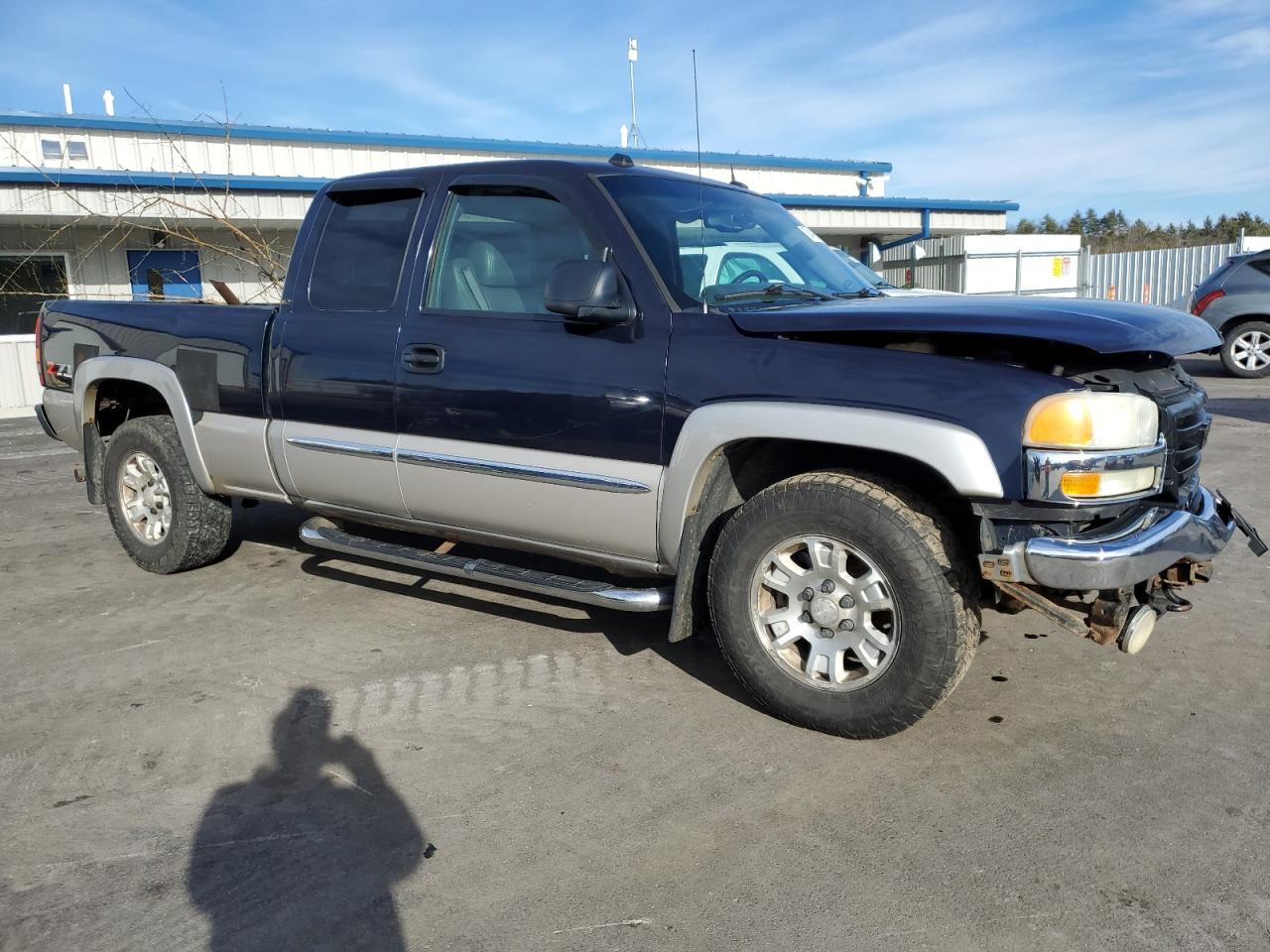 Photo 3 VIN: 1GTEK19B25Z208961 - GMC SIERRA 