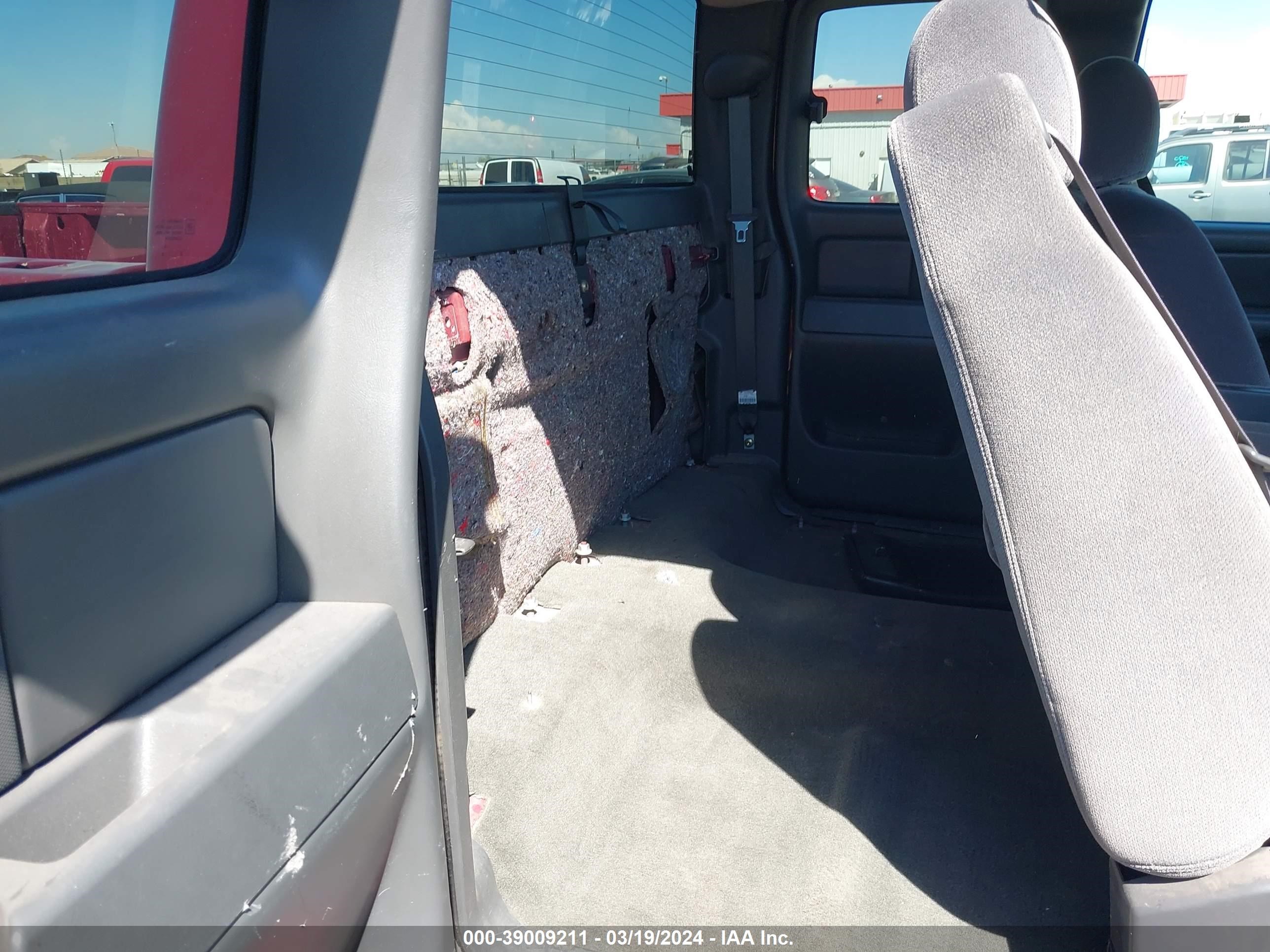 Photo 7 VIN: 1GTEK19B35Z341664 - GMC SIERRA 