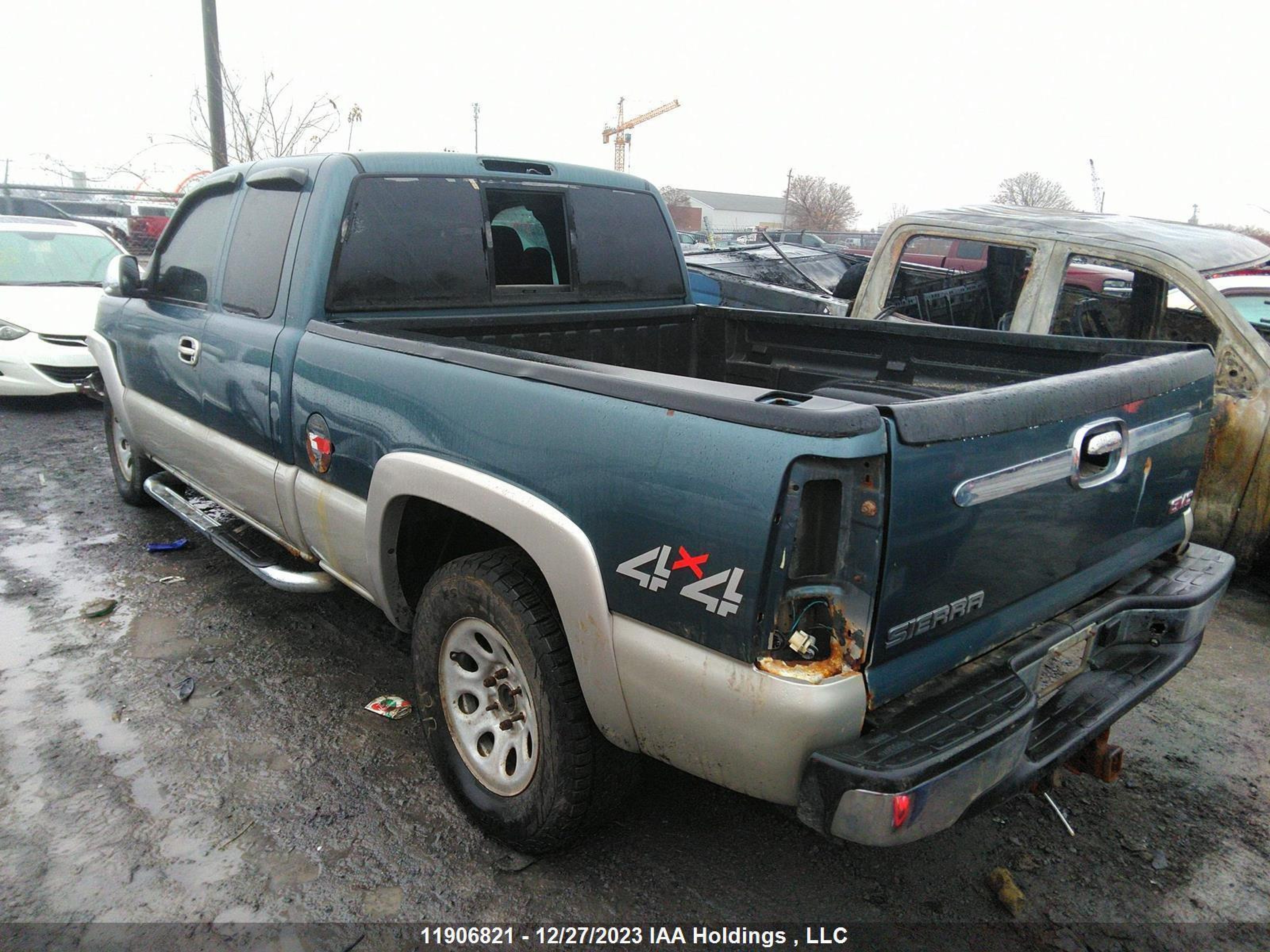 Photo 2 VIN: 1GTEK19B56Z176024 - GMC SIERRA 