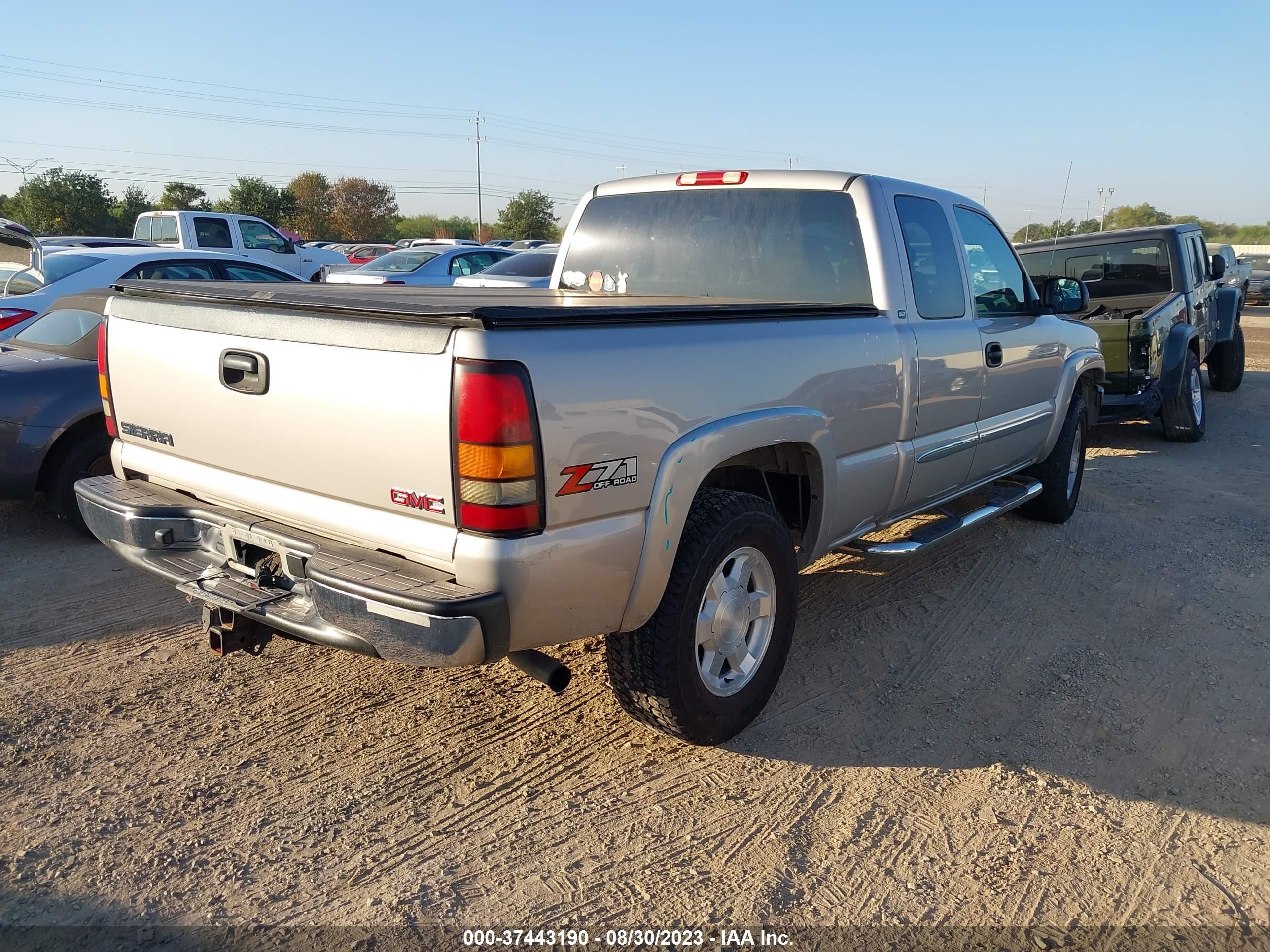 Photo 3 VIN: 1GTEK19B66Z169163 - GMC SIERRA 