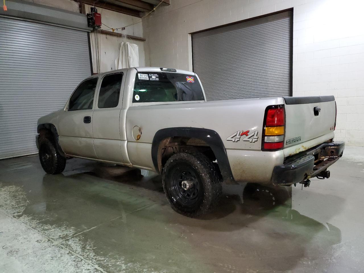 Photo 1 VIN: 1GTEK19B77E177412 - GMC SIERRA 