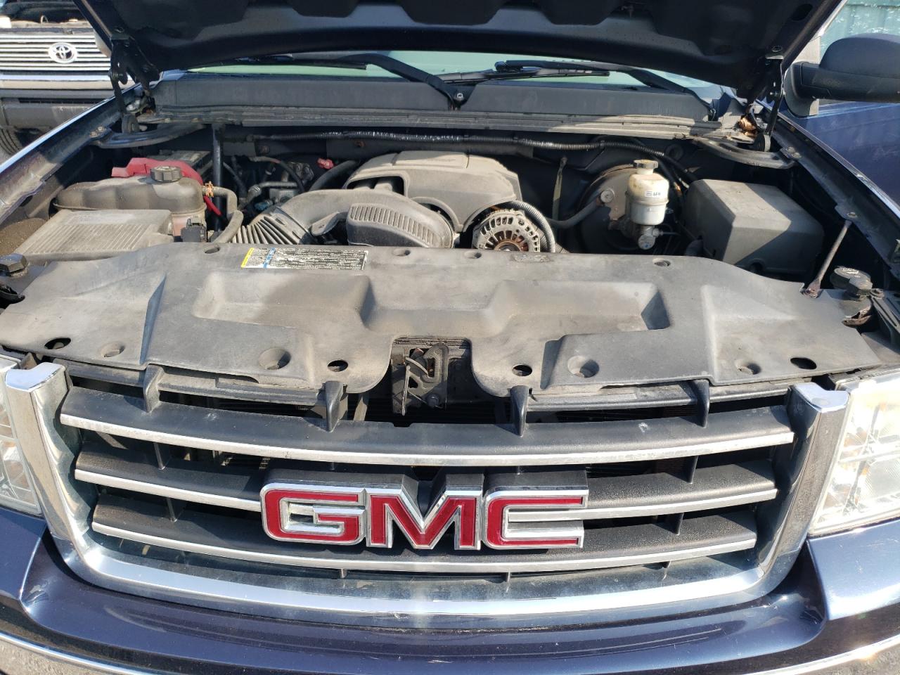 Photo 10 VIN: 1GTEK19C49Z263619 - GMC SIERRA 