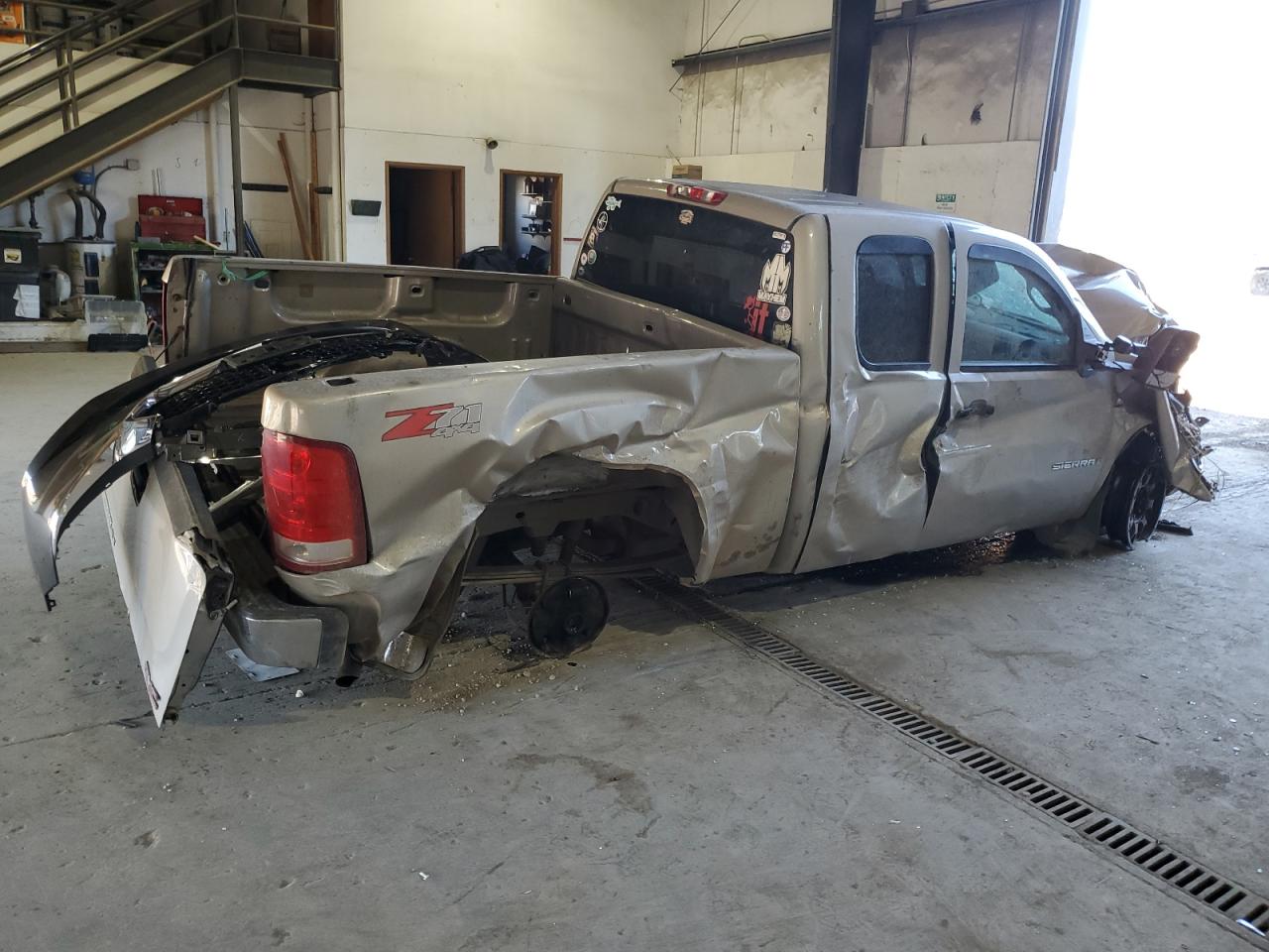 Photo 2 VIN: 1GTEK19C58Z223208 - GMC SIERRA 