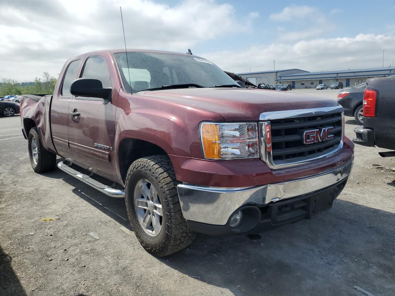 Photo 3 VIN: 1GTEK19J28Z234911 - GMC SIERRA 