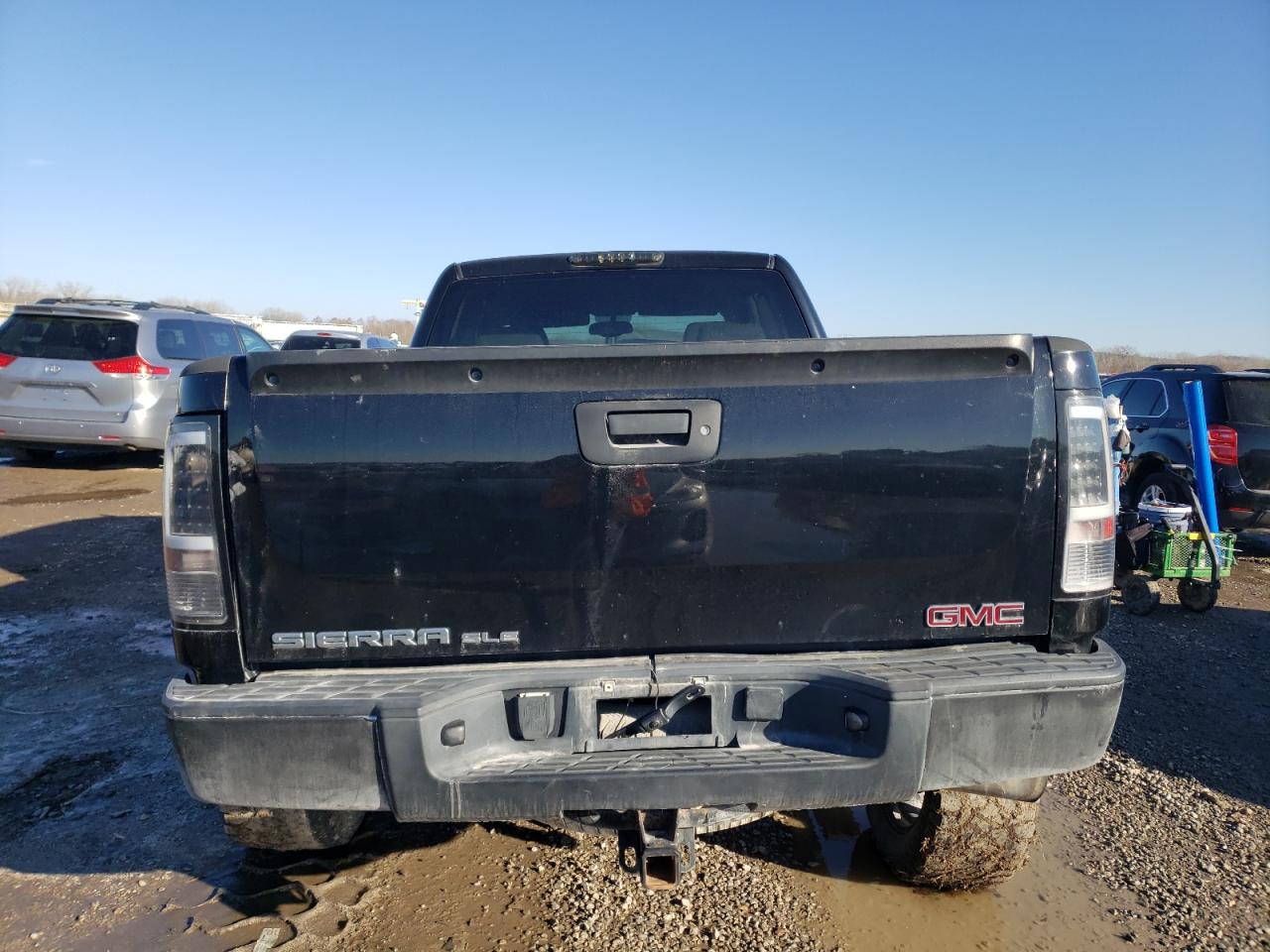 Photo 5 VIN: 1GTEK19J37Z642428 - GMC SIERRA 