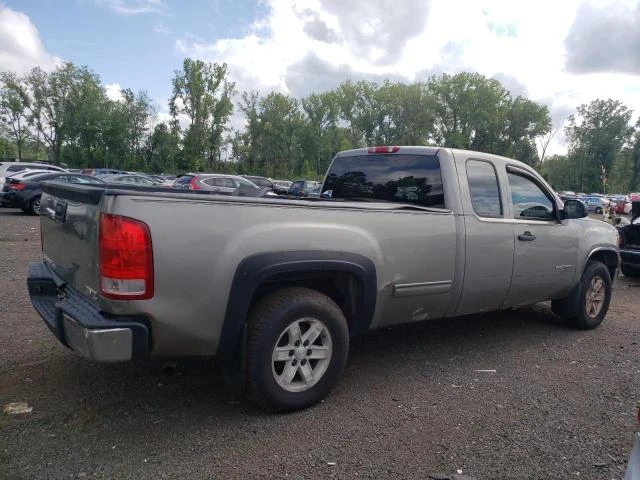 Photo 2 VIN: 1GTEK19J57E561910 - GMC NEW SIERRA 