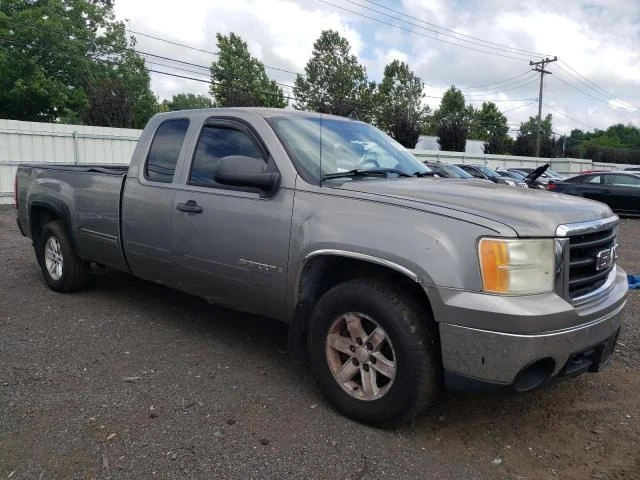 Photo 3 VIN: 1GTEK19J57E561910 - GMC NEW SIERRA 