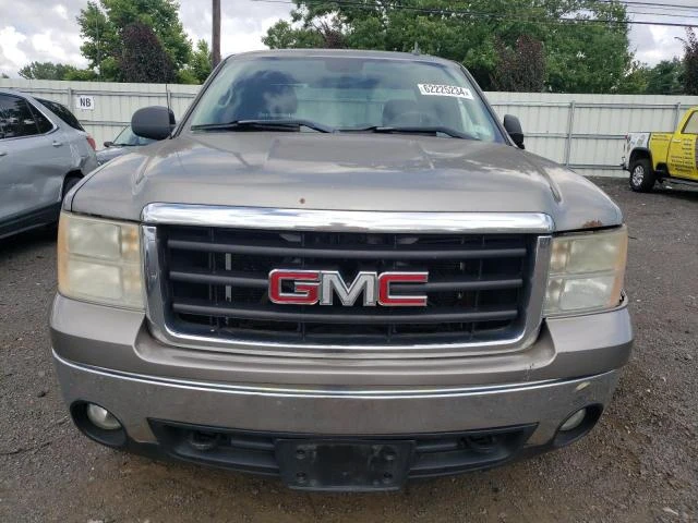 Photo 4 VIN: 1GTEK19J57E561910 - GMC NEW SIERRA 