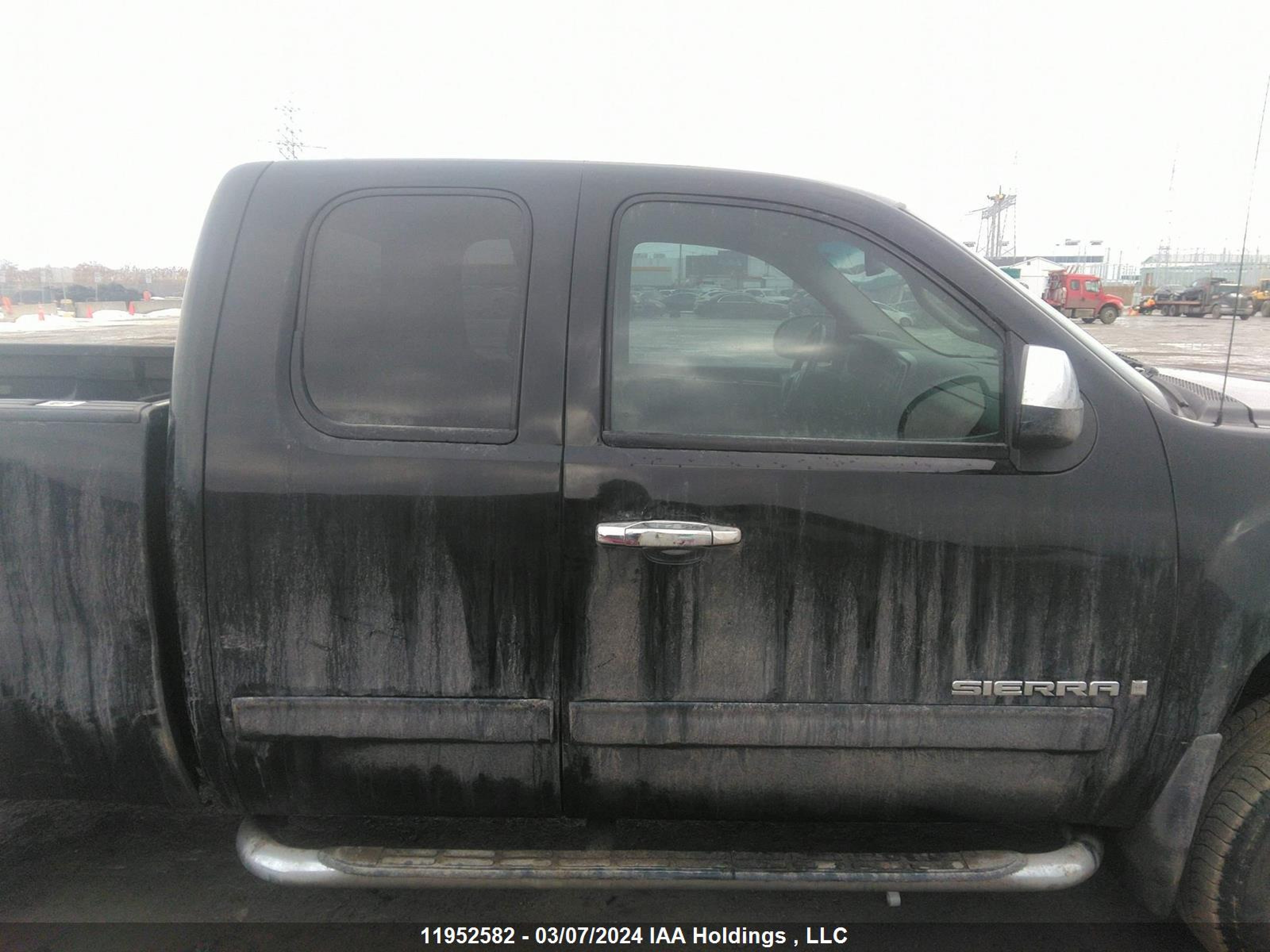 Photo 12 VIN: 1GTEK19J57Z574262 - GMC SIERRA 