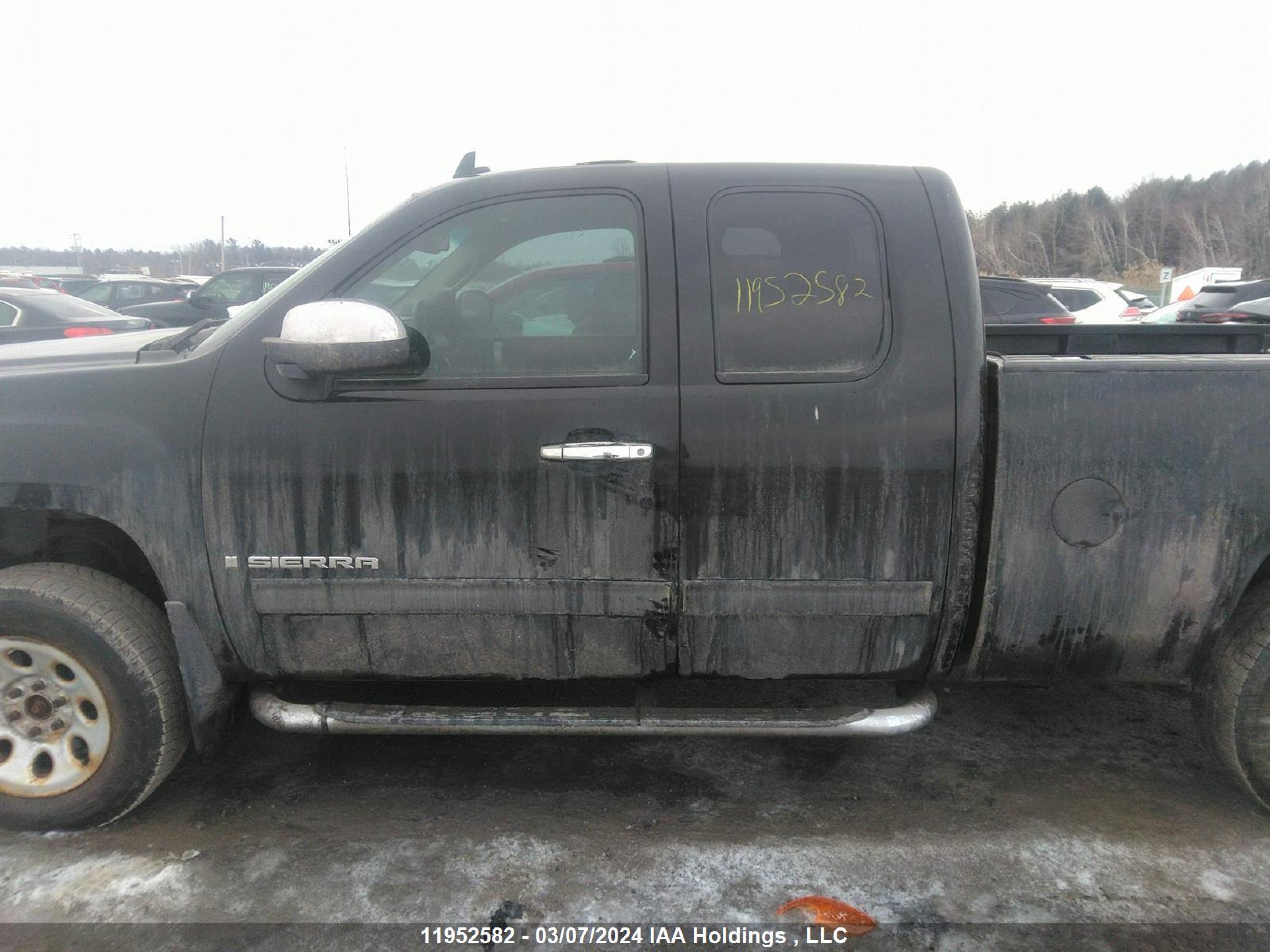 Photo 13 VIN: 1GTEK19J57Z574262 - GMC SIERRA 