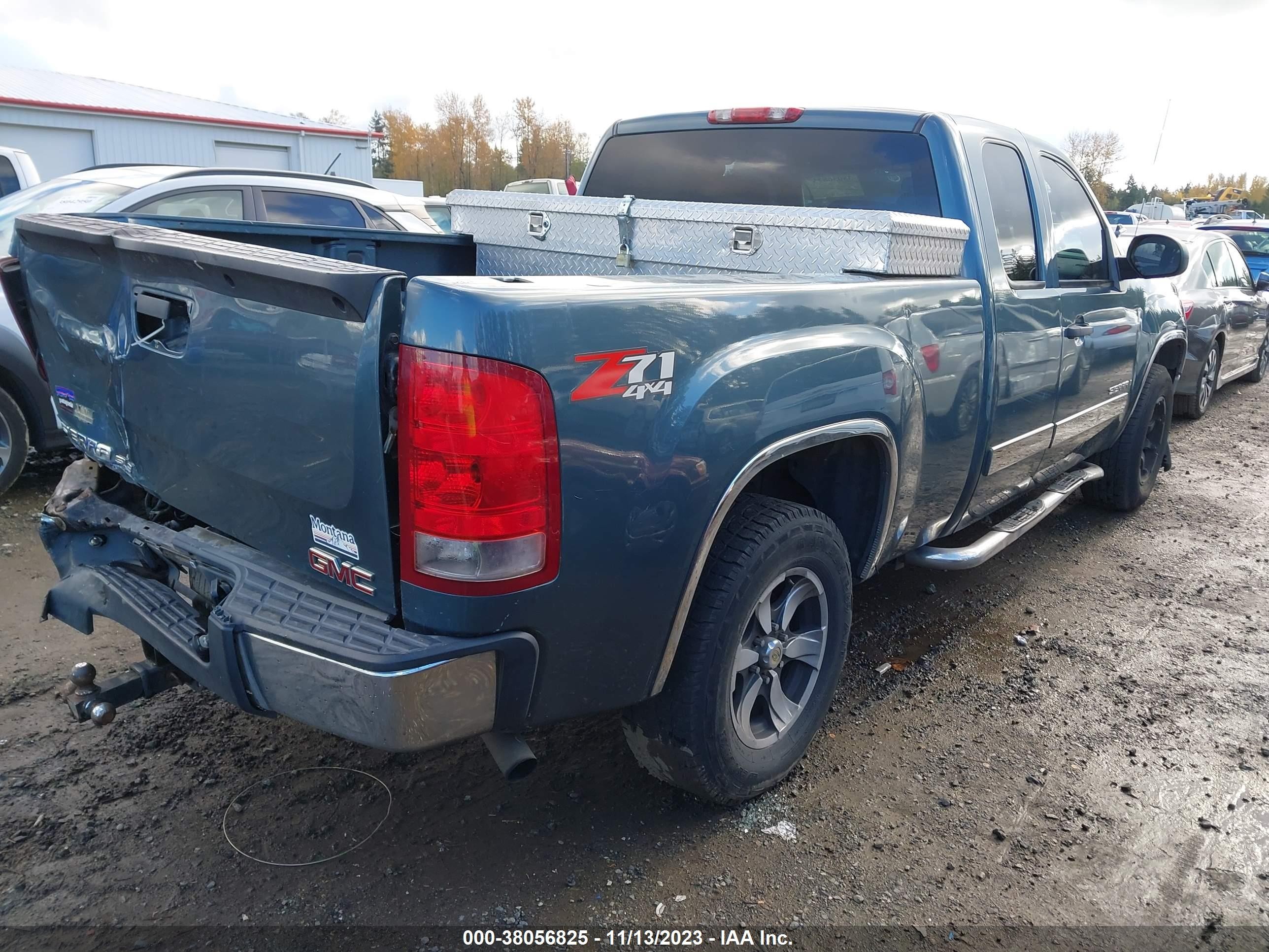 Photo 3 VIN: 1GTEK19J57Z635576 - GMC SIERRA 