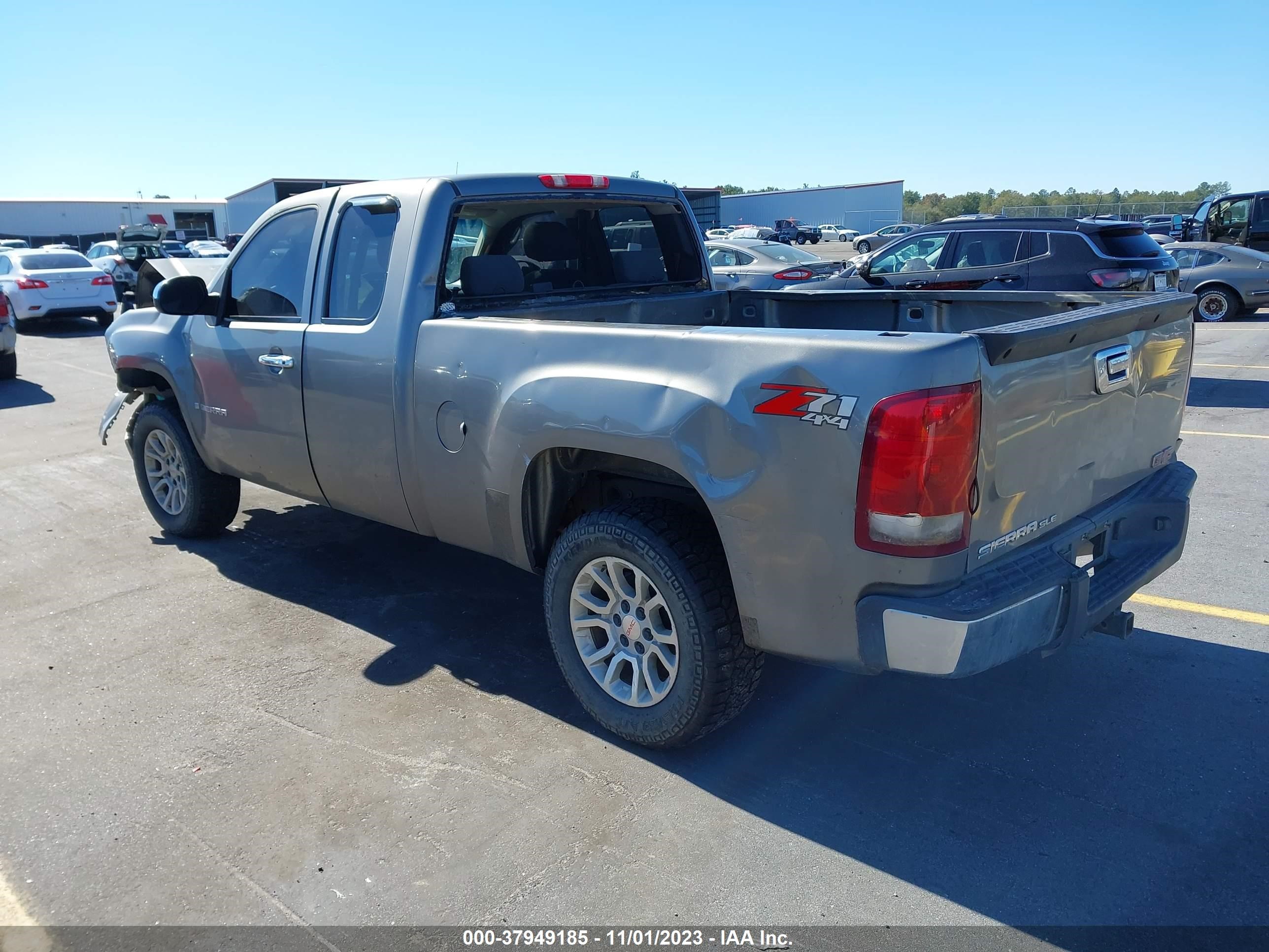 Photo 2 VIN: 1GTEK19J67Z533767 - GMC SIERRA 